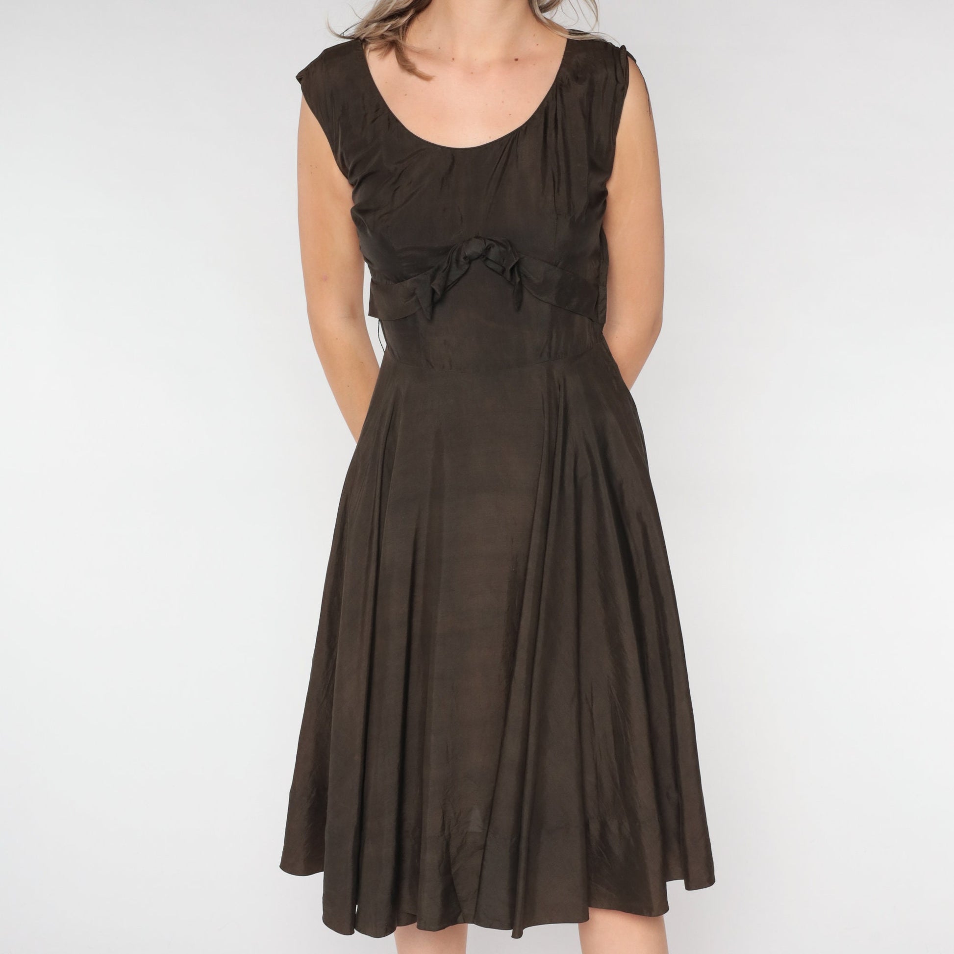 1950s Saks Fifth Avenue Brown Silk Dress Bow High Waist Tea Length Medium