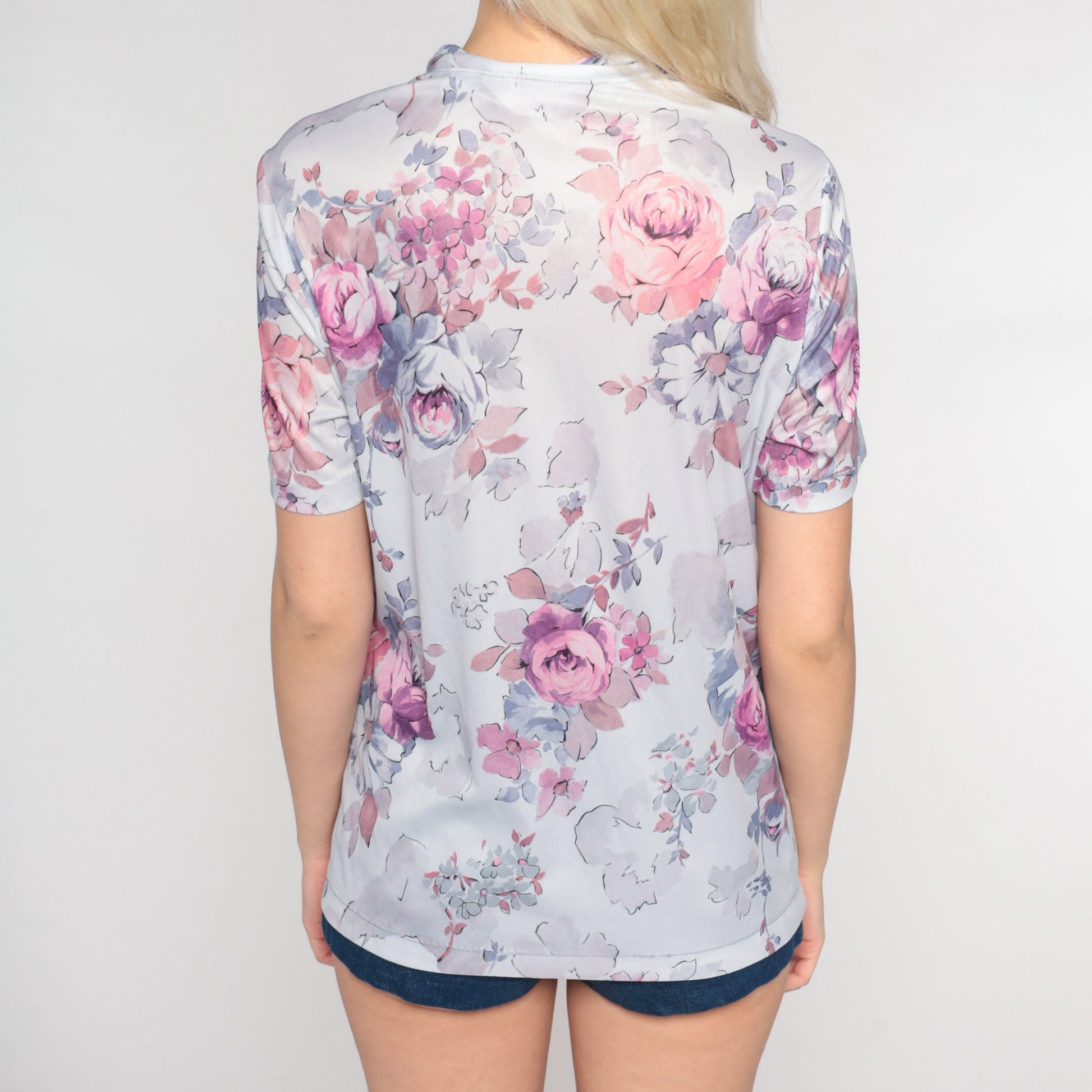 70s Lavender Floral Rose Print Collared Blouse Short Sleeve V Neck Medium Large