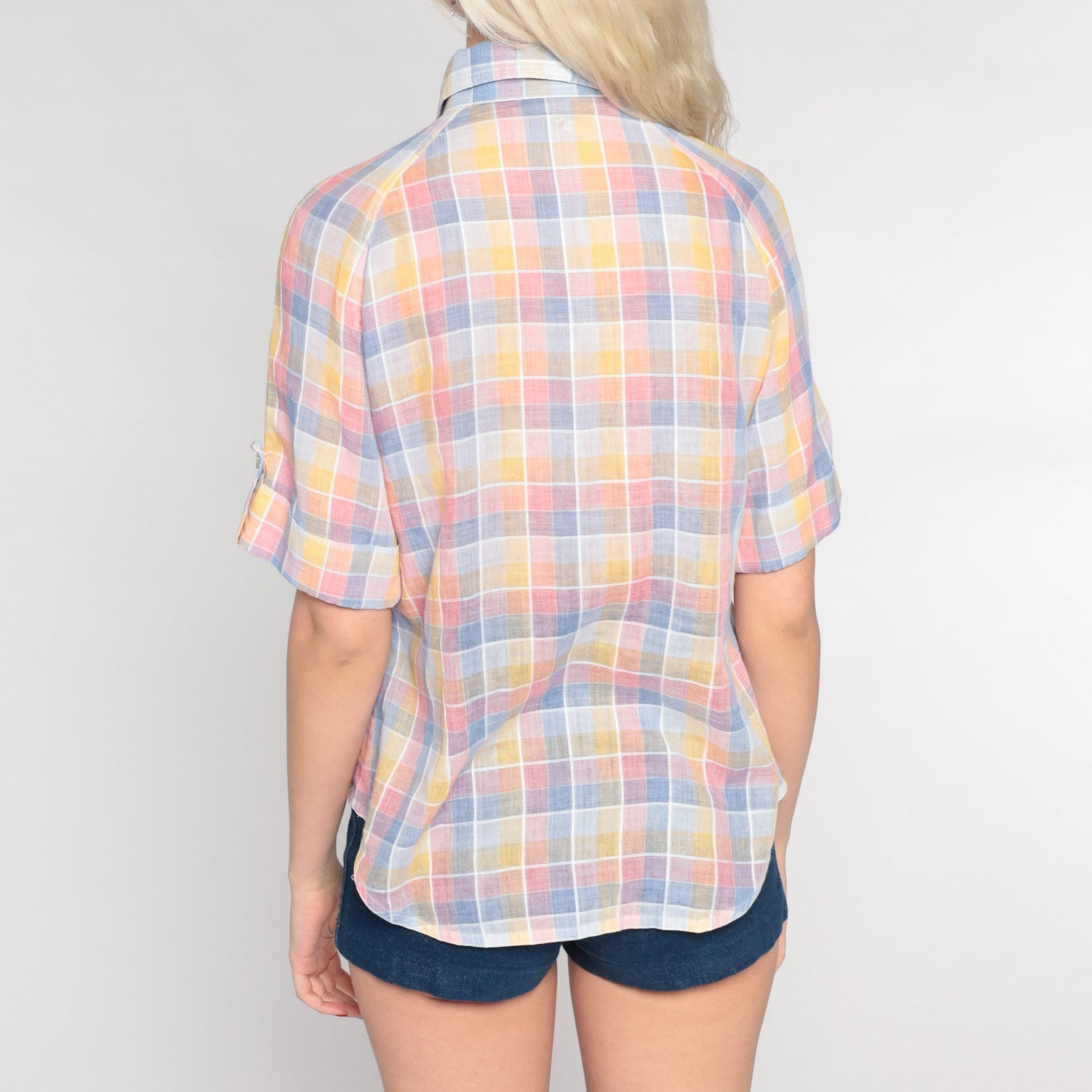 70s Checkered Button-Up Blouse Dagger Collar Short Sleeve Pink Yellow Blue Small