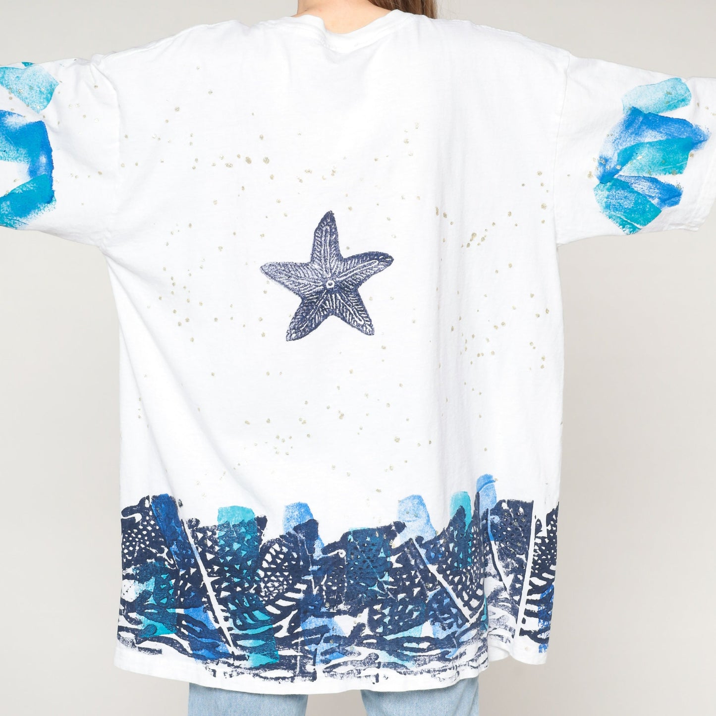 90s Under The Sea Tropical Fish T-Shirt Paint Stamp Graphic White Gold Flecks Extra Extra Large XXL