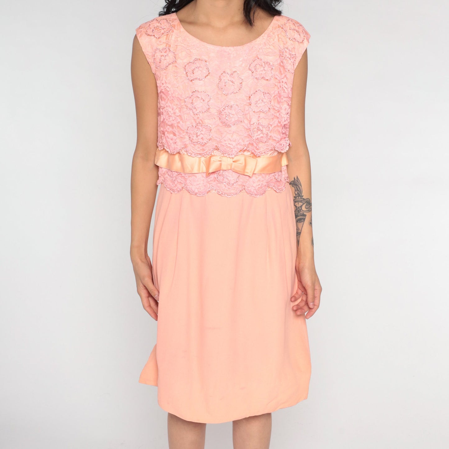 1960s Pink Lace Cocktail Dress Cap Sleeve High Waist Ribbon Bow Medium M