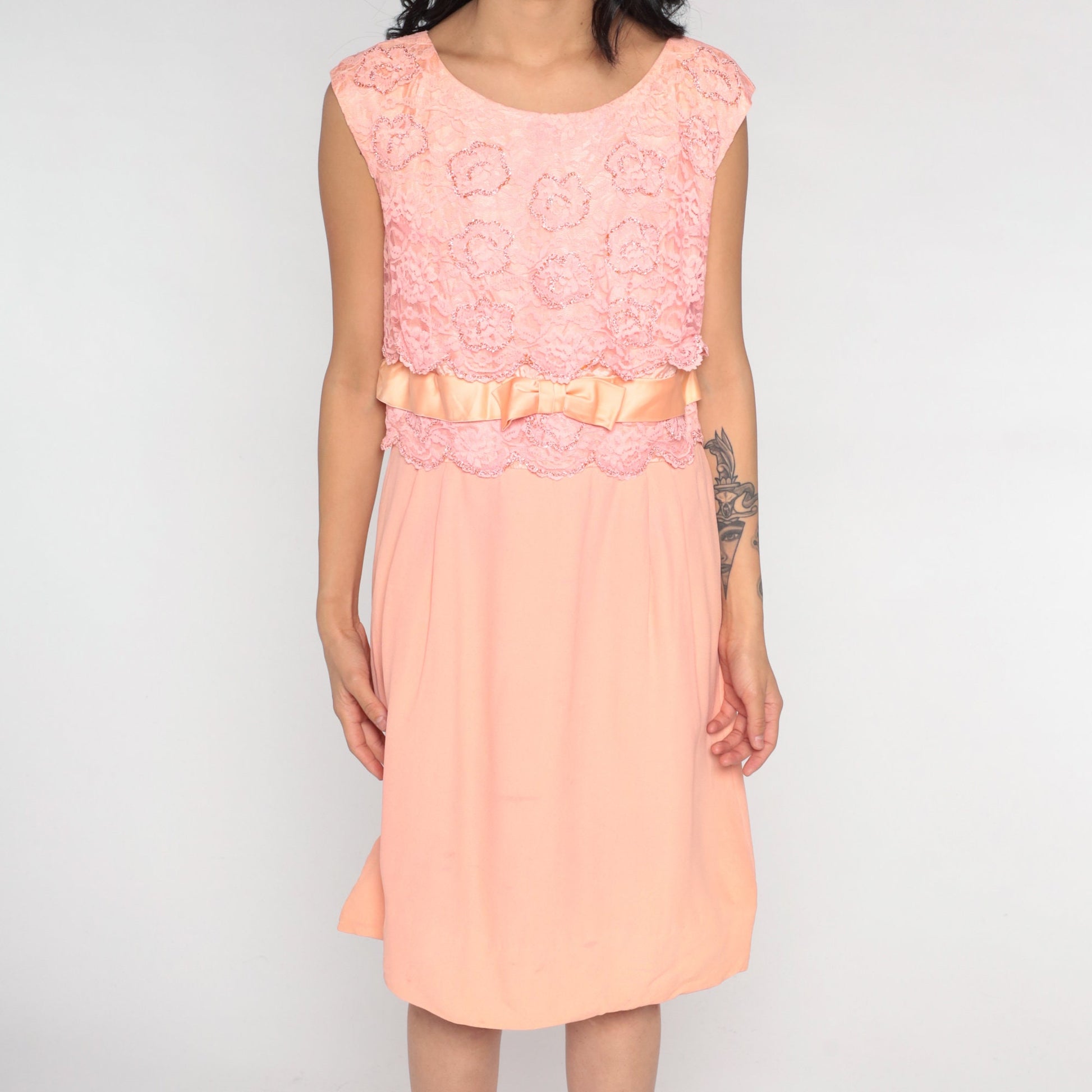 1960s Pink Lace Cocktail Dress Cap Sleeve High Waist Ribbon Bow Medium M