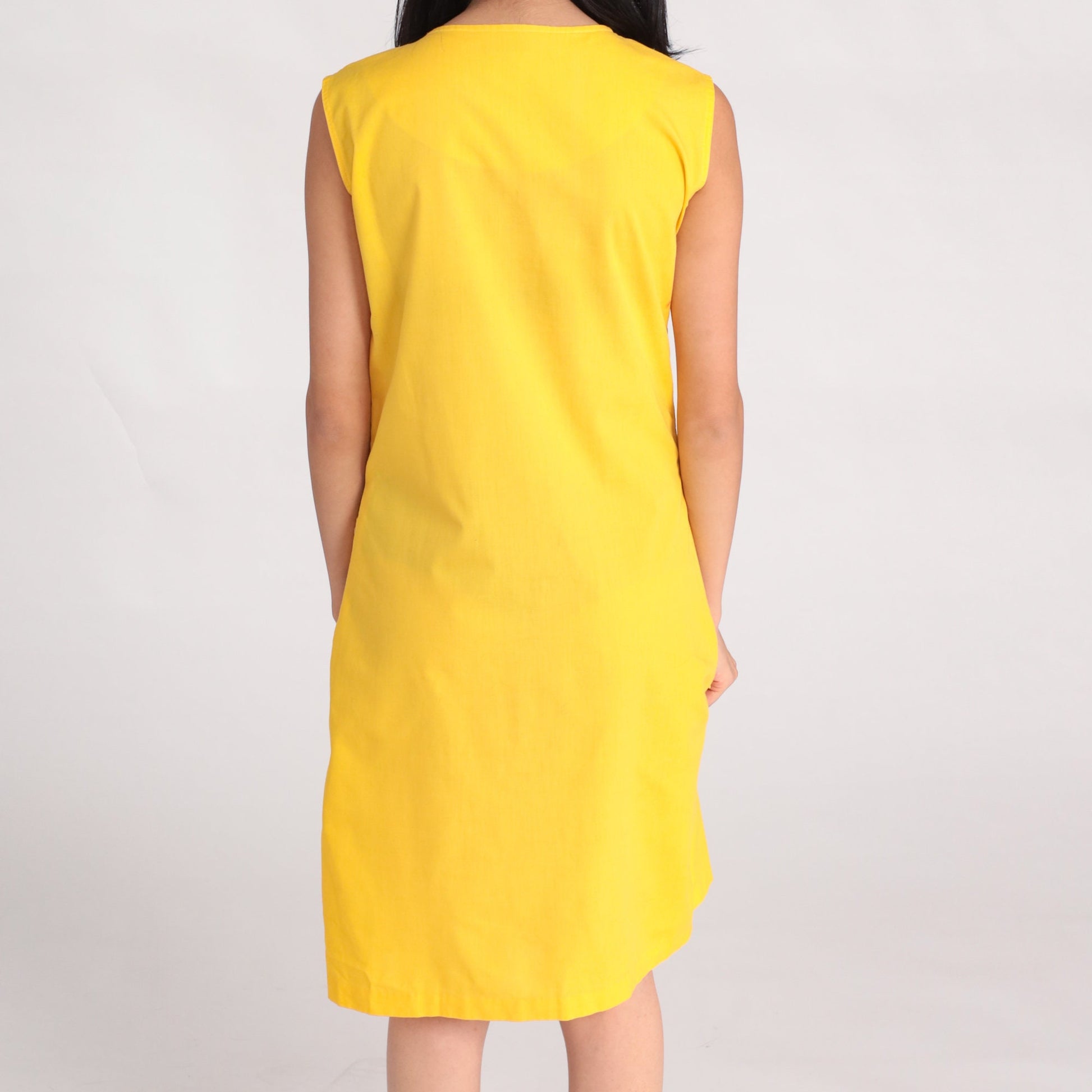 60s Yellow Floral Embroidered Shift Dress Button Front Pockets Small