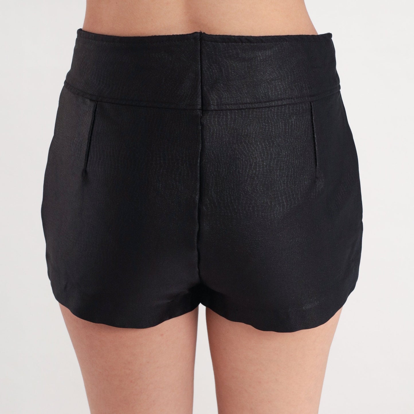 00s Black Snakeskin Pleather Hot Pants Shorts High Rise Y2K Medium 8