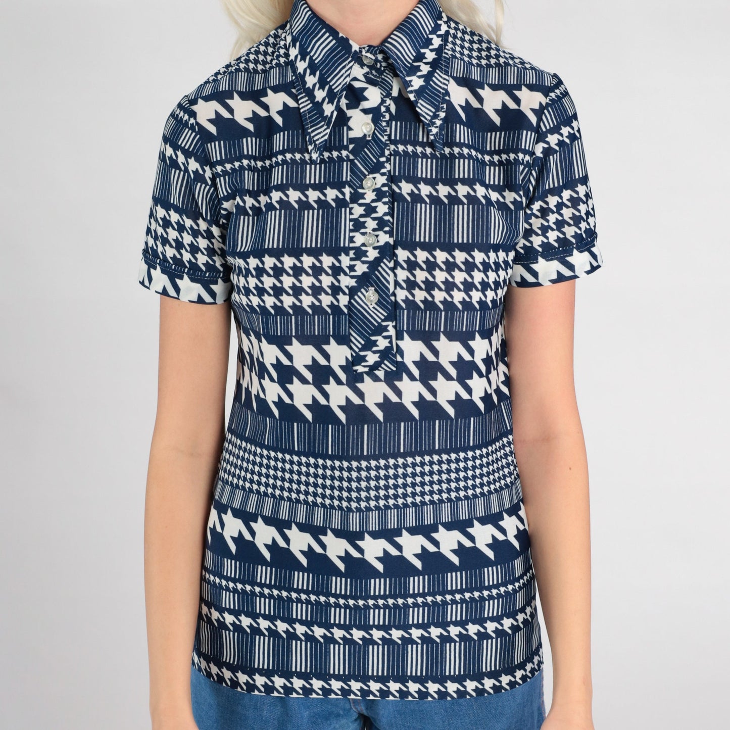 70s Checkered Polo Shirt Navy Houndstooth Dagger Collar Half Button Small