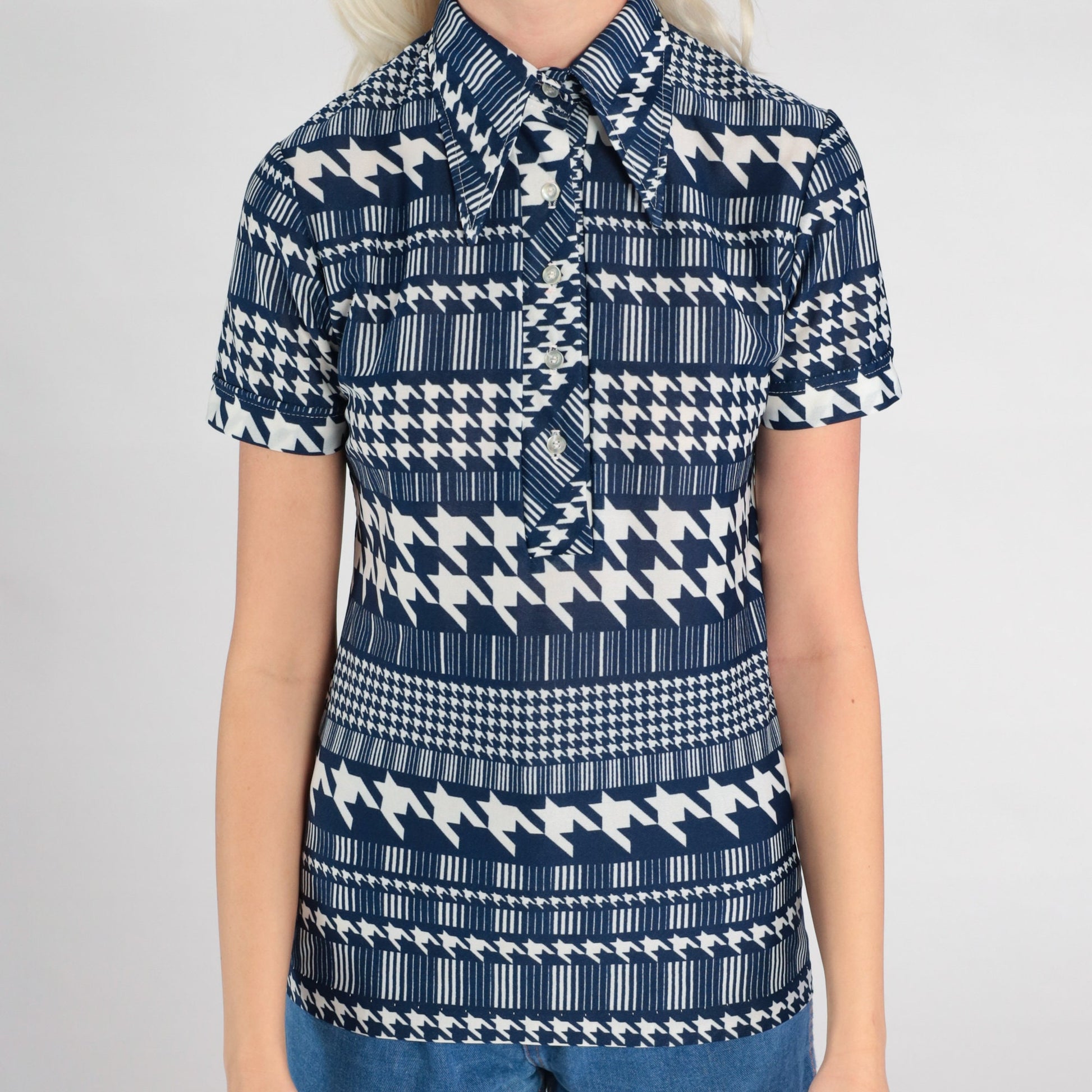70s Checkered Polo Shirt Navy Houndstooth Dagger Collar Half Button Small