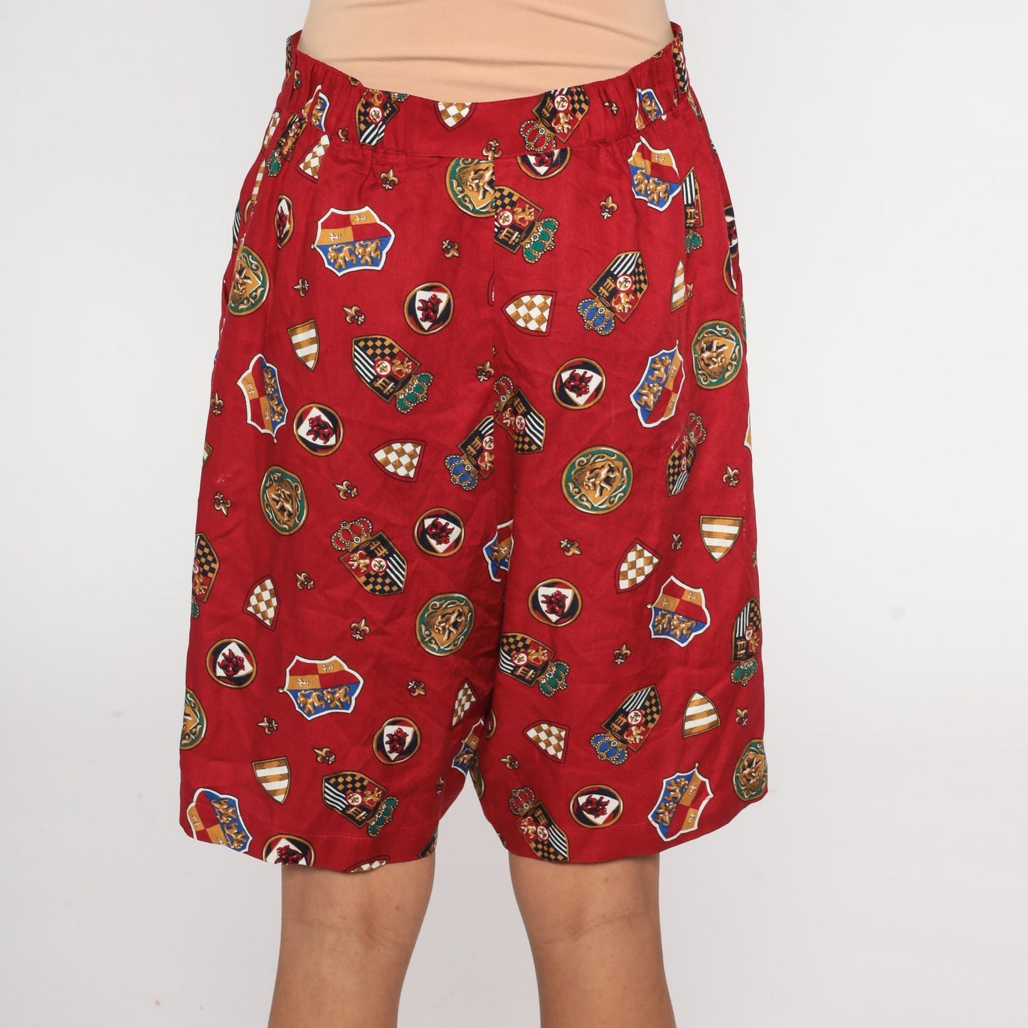 90s Baroque Lion Crest Fleur de Lis Wide Leg Shorts Red Rayon Medium