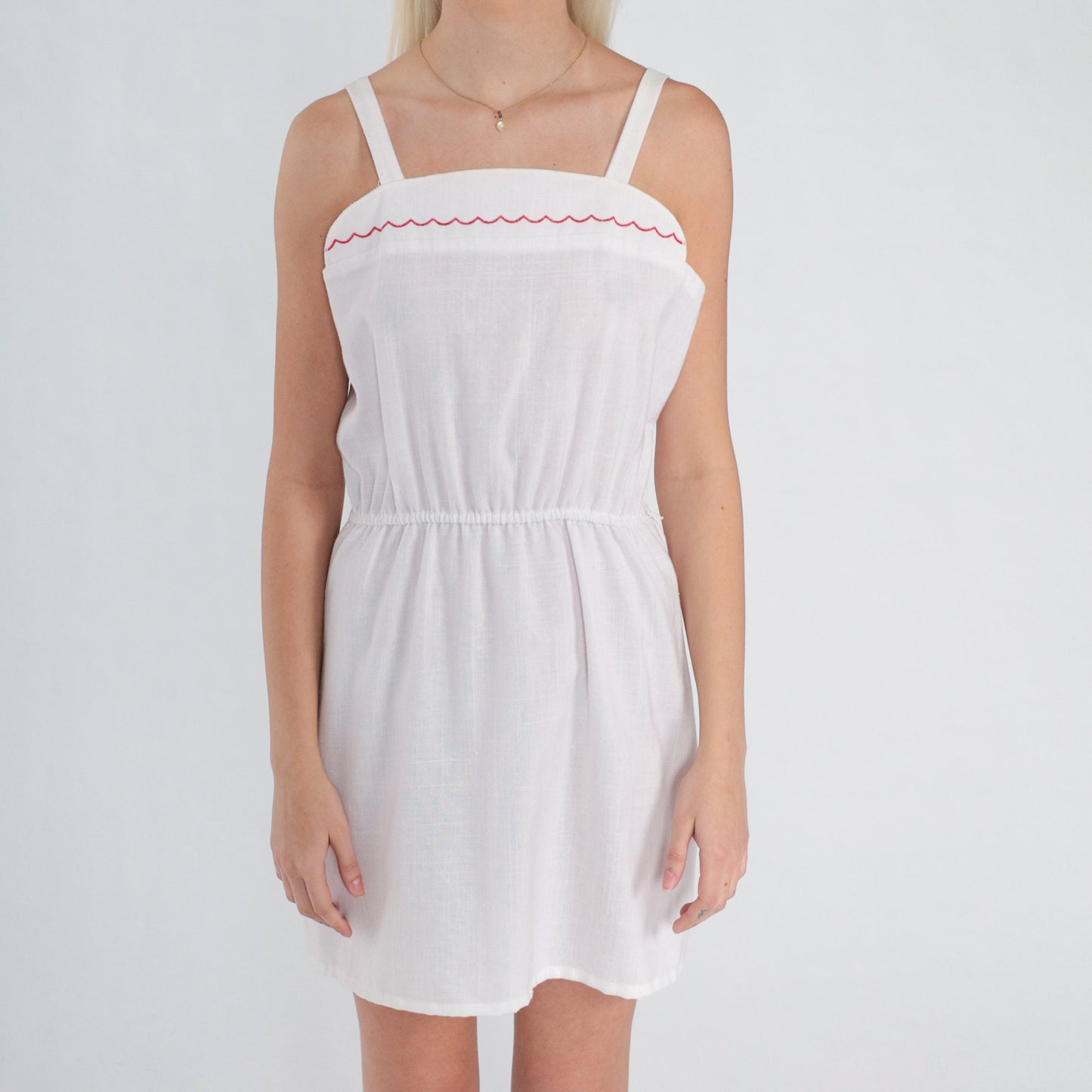 70s White Mini Dress Sleeveless High Waist Red Scalloped Embroidery Small