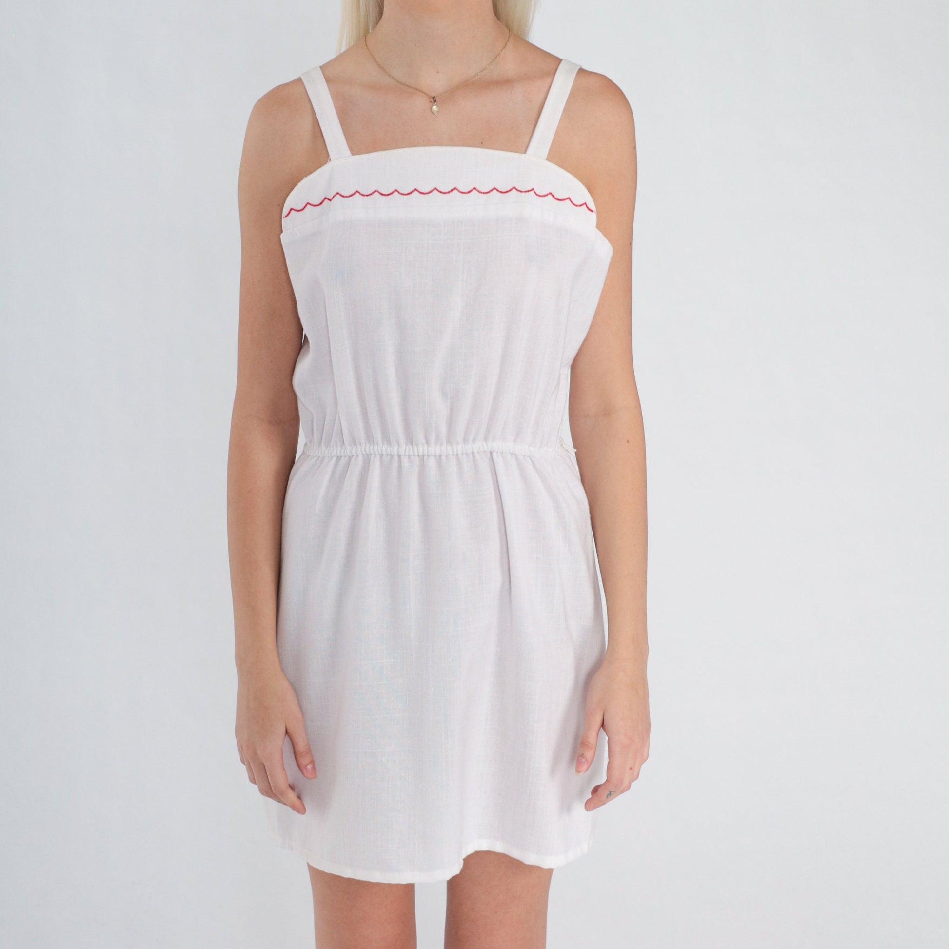 70s White Mini Dress Sleeveless High Waist Red Scalloped Embroidery Small