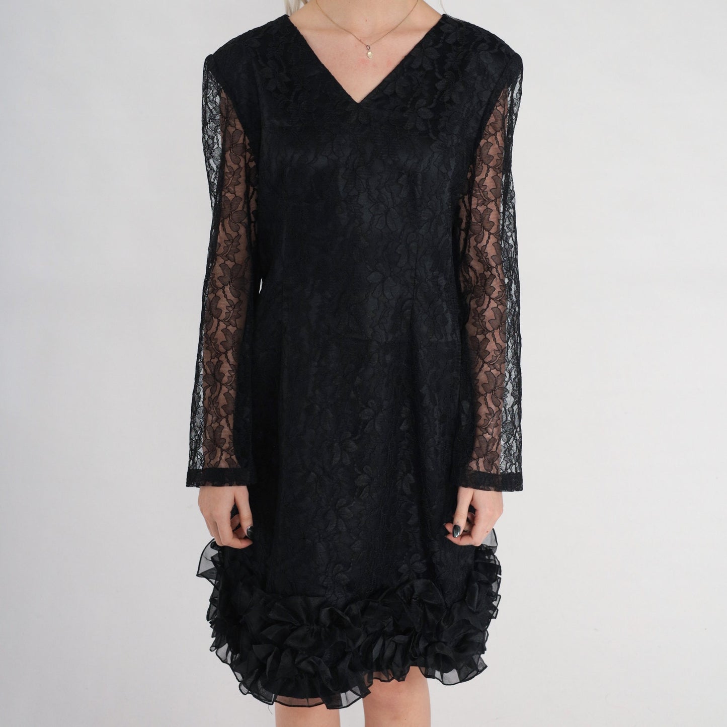 80s Black Lace Mini Dress V-Neck Ruffled Hem Long Sheer Sleeve Medium