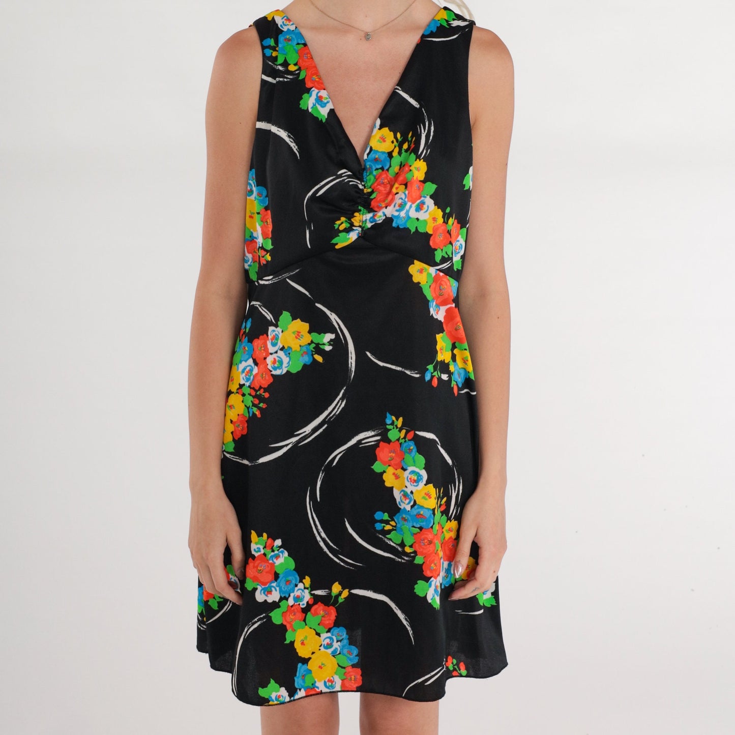 70s Black Floral Mini Dress Sleeveless V-Neck Empire Waist Medium M
