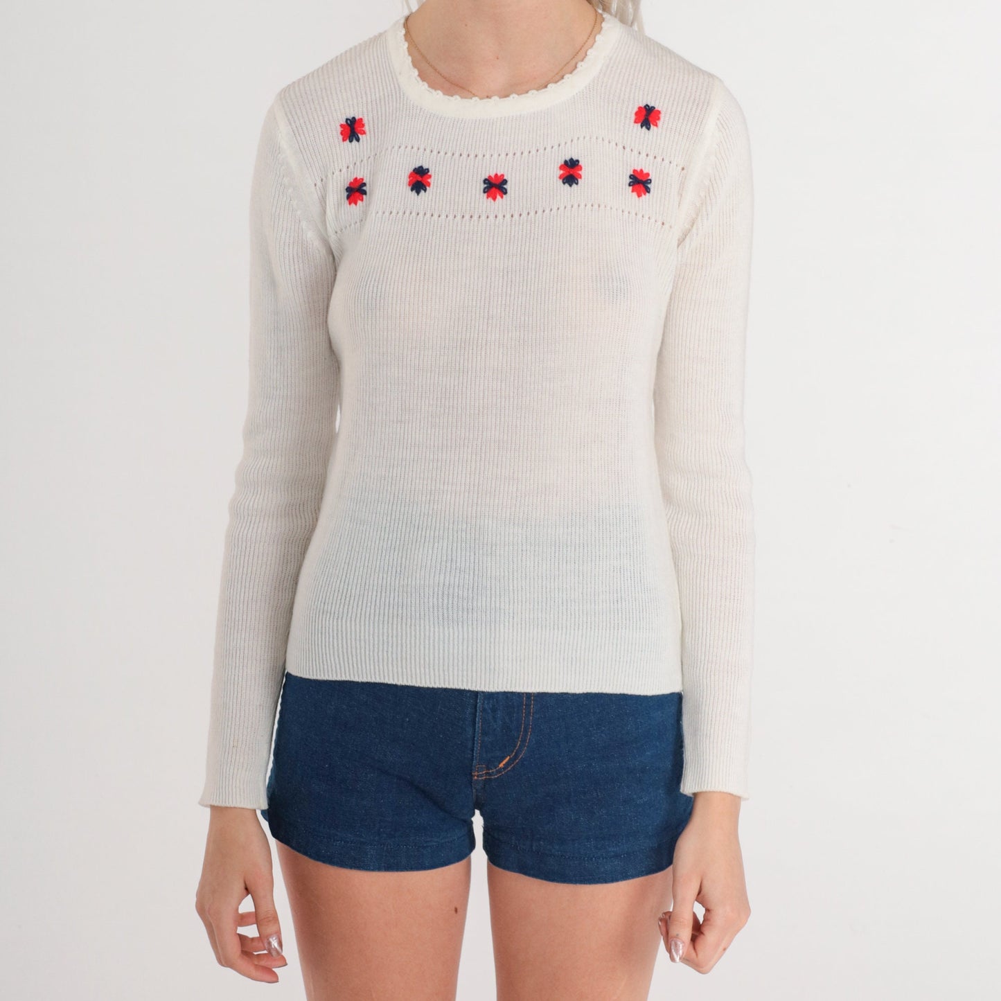 70s Floral Embroidered White Knit Pullover Sweater Cutout Small