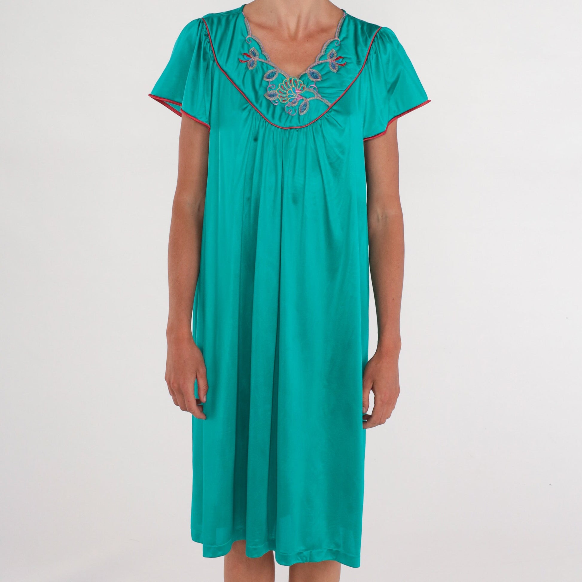 80s Green Floral Embroidered Nightgown Tent Cut Midi Short Sleeve Large L