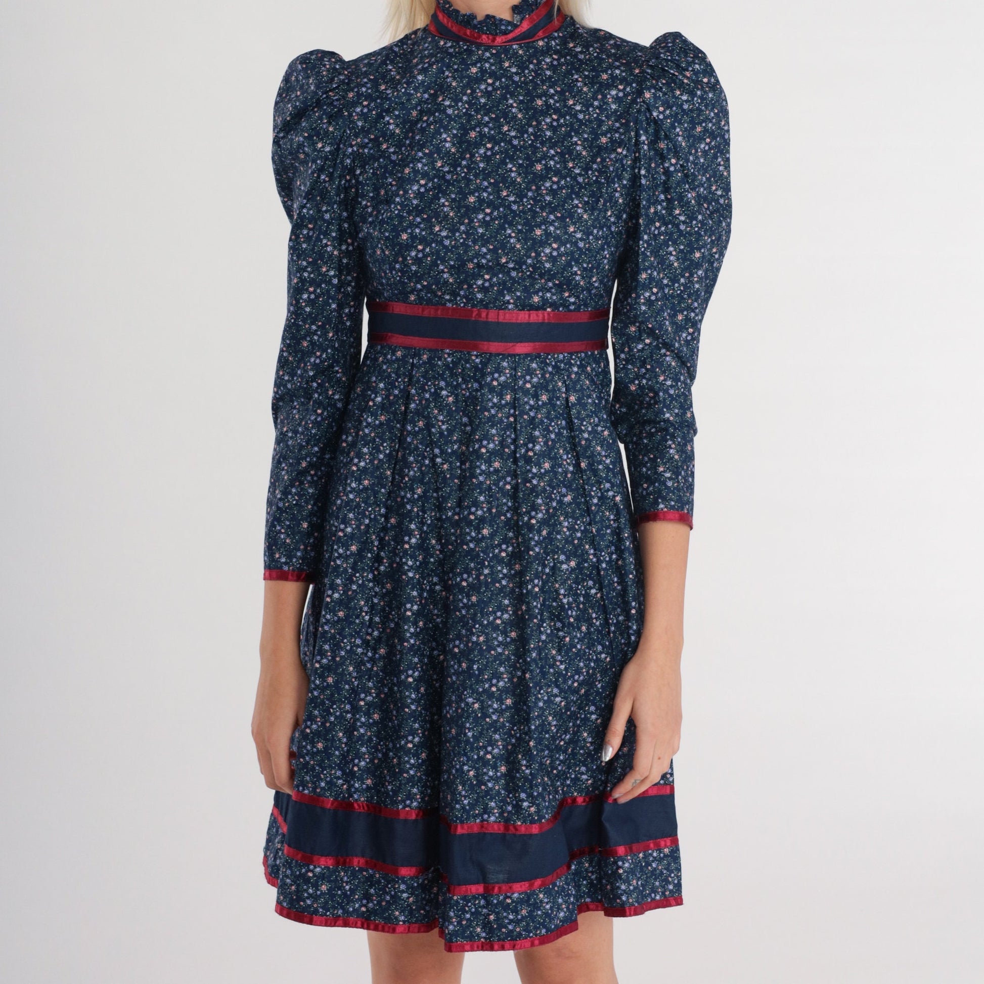 70s Blue Calico Floral Mini Dress Puff Sleeve High Neck Ruffled Babydoll XXS