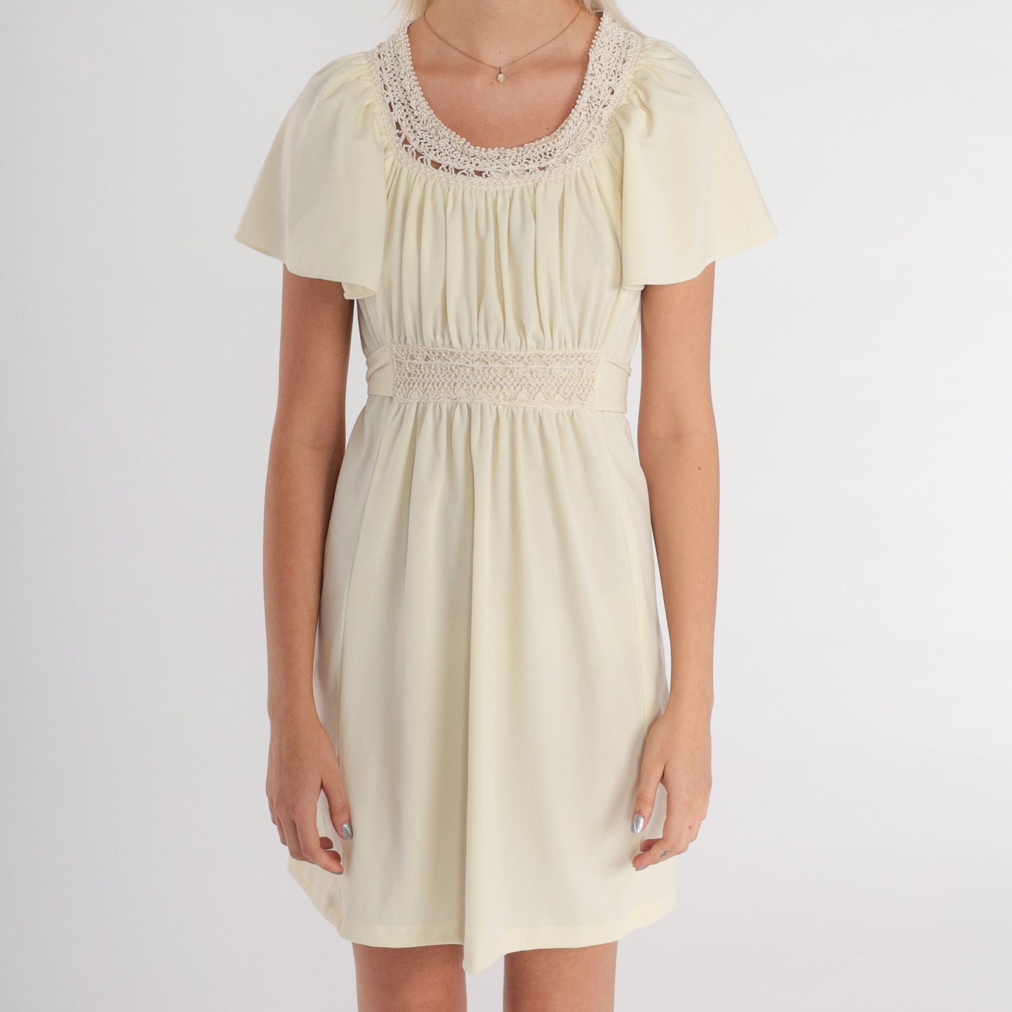 70s Cream Babydoll Mini Dress Macrame Trim Flutter Sleeve Empire Waist Small