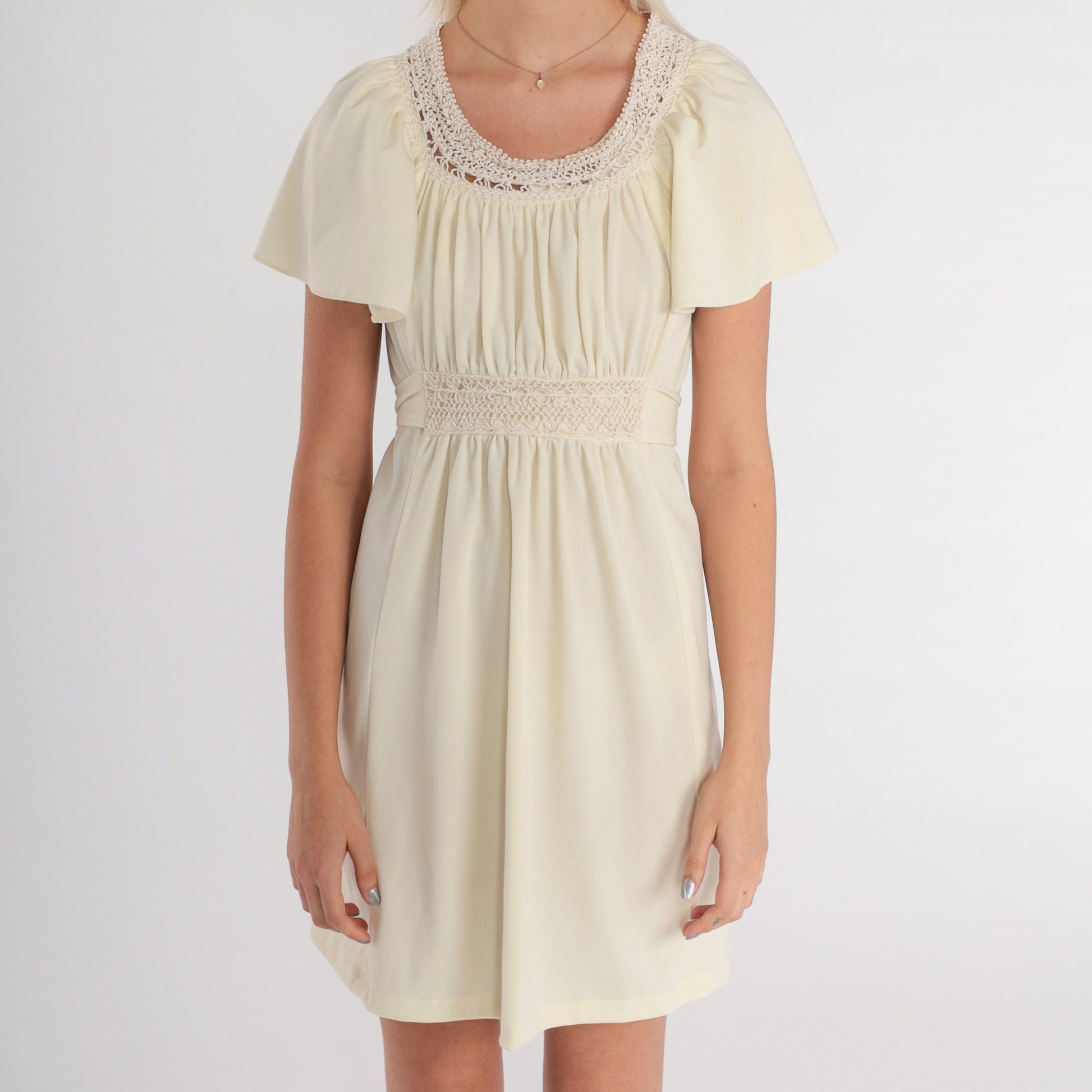 70s Cream Babydoll Mini Dress Macrame Trim Flutter Sleeve Empire Waist Small