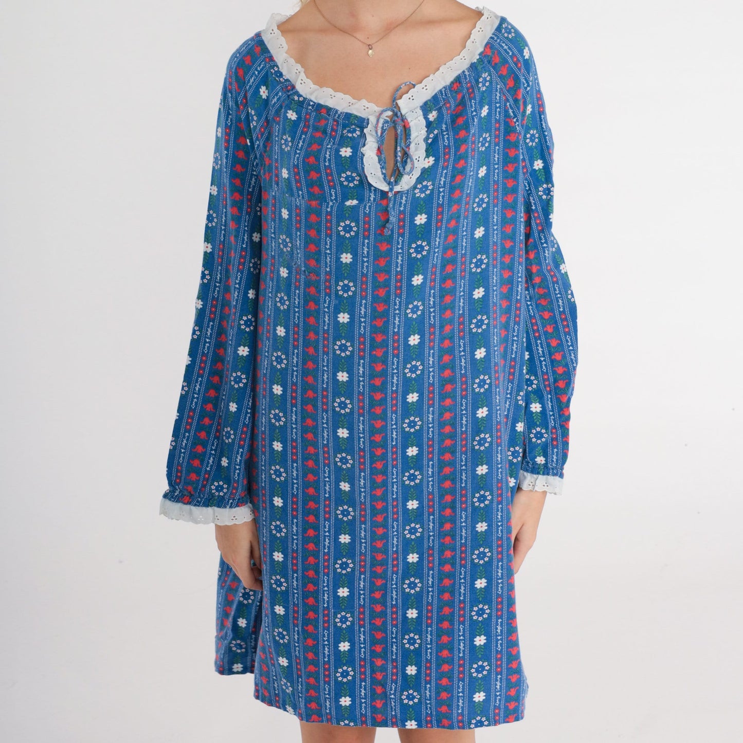 70s Lanz of Salzburg Floral Nightgown Eyelet Lace Keyhole Neck Blue Medium