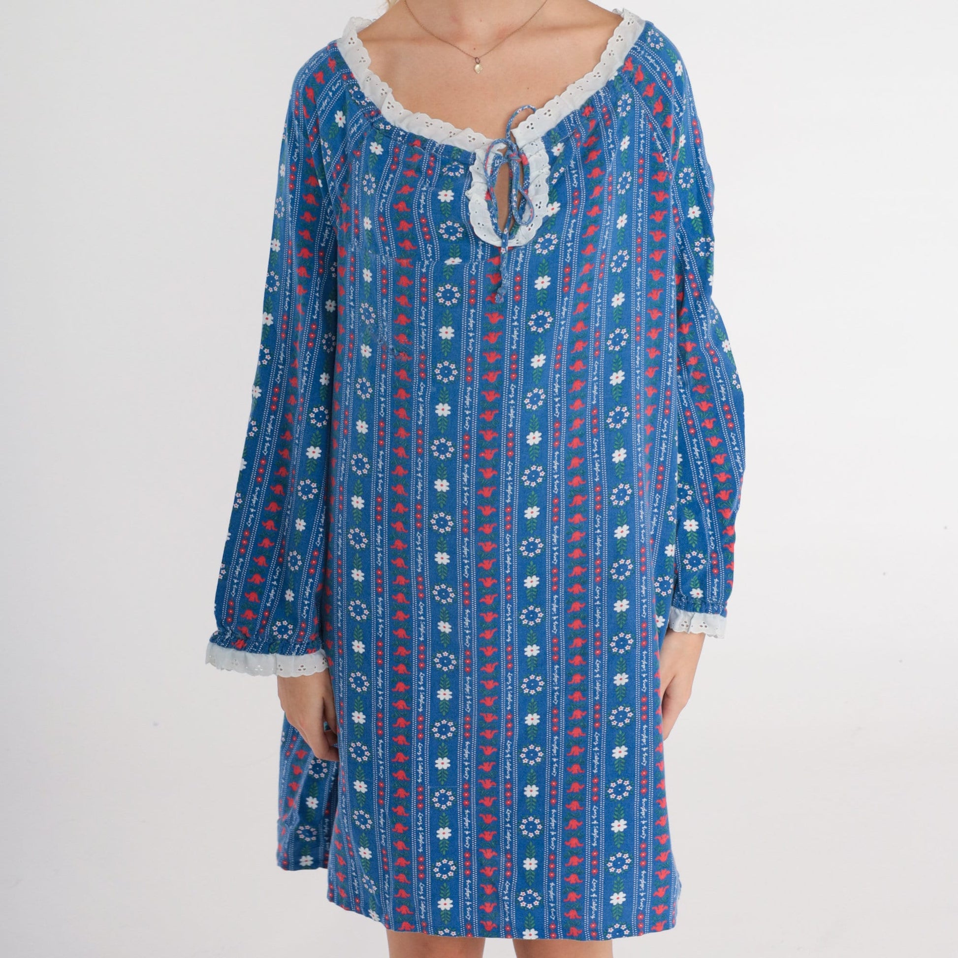 70s Lanz of Salzburg Floral Nightgown Eyelet Lace Keyhole Neck Blue Medium