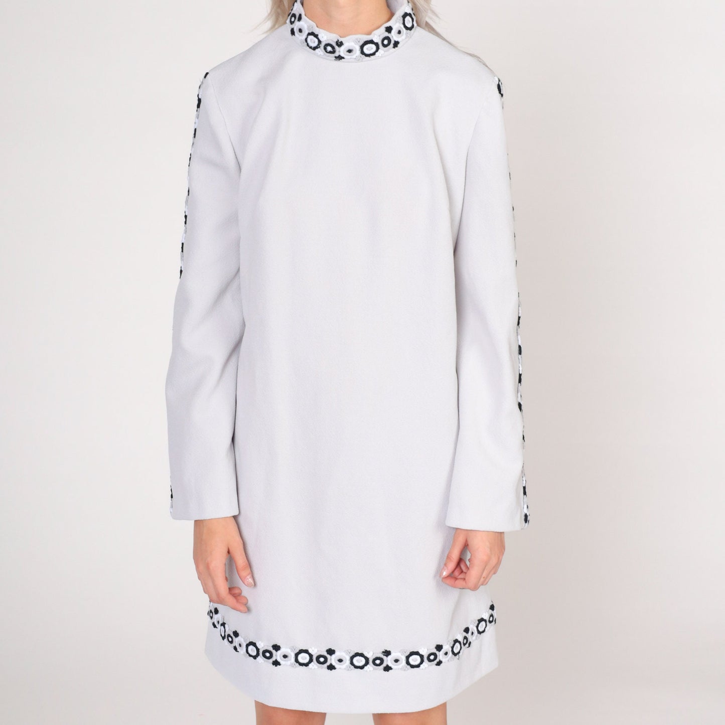 70s Mod Mini Dress Bell Sleeve Mock Neck Floral Embroidered Light Grey Medium