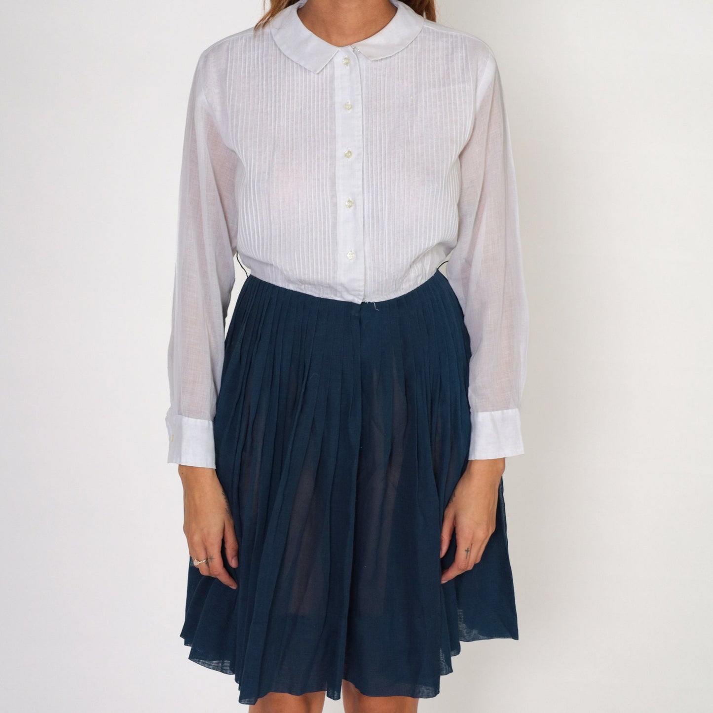 60s White Navy Shirtwaist Mini Dress Pointed Collar Long Sleeve Small