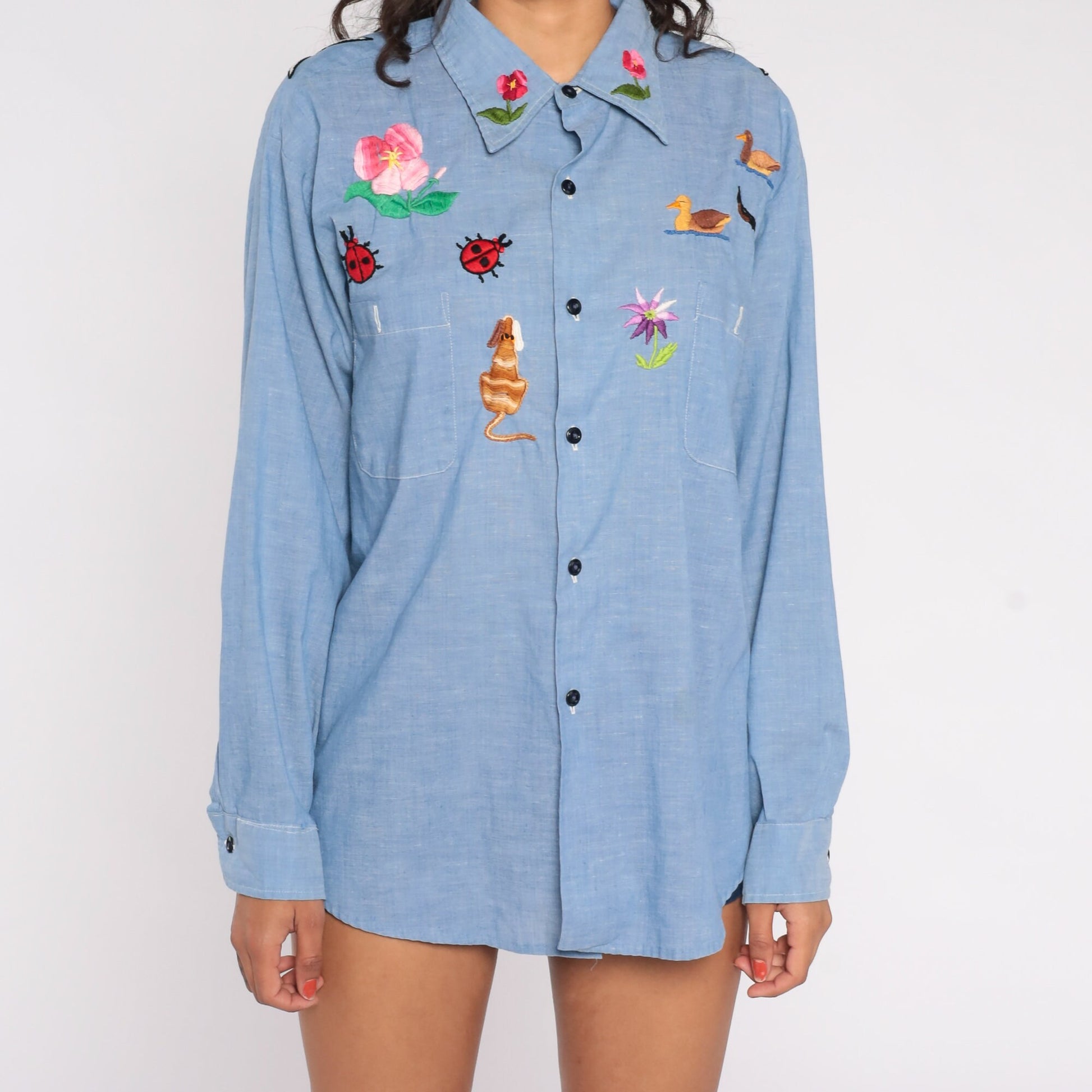 70s Blue Chambray Embroidered Button Up Blouse Floral Animal Motif Large