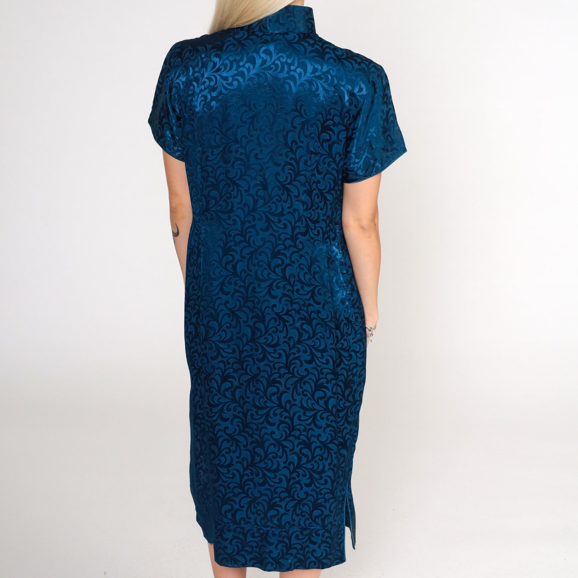70s Dark Blue Cheongsam Midi Dress Mandarin Collar Embossed Print Medium