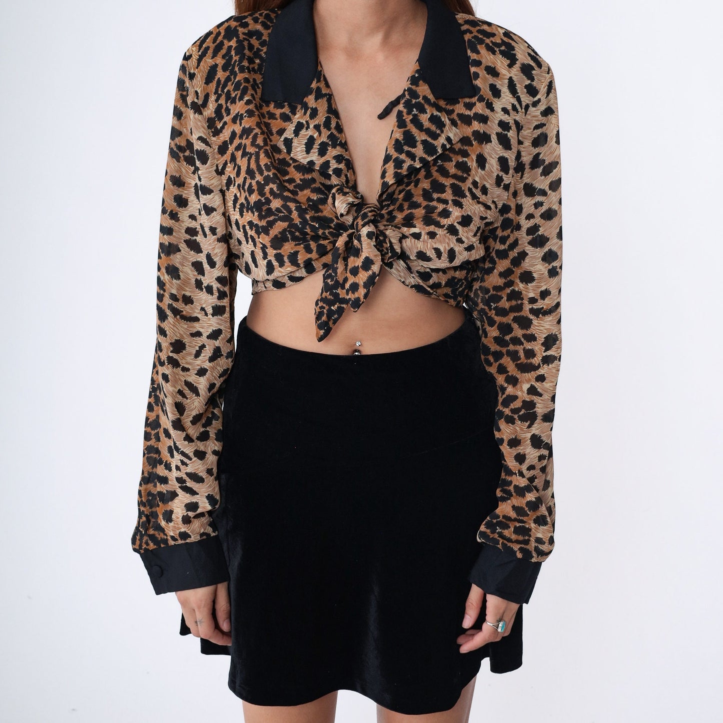 90s Cheetah Print Tie Front Crop Top Long Sleeve Collared Blouse Large L