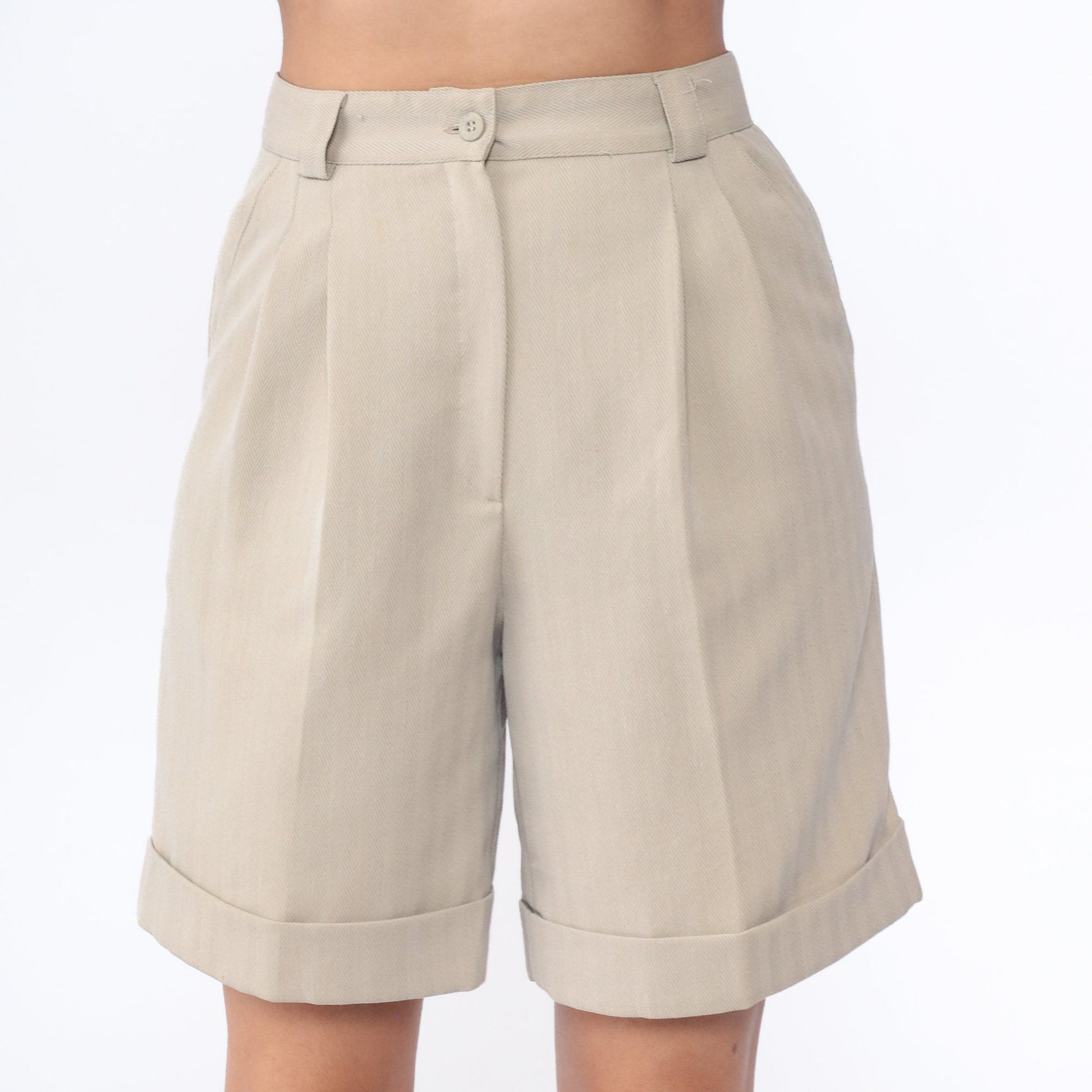 00s Beige High-Waisted Trouser Shorts Cuffed Front Pleat Small 28
