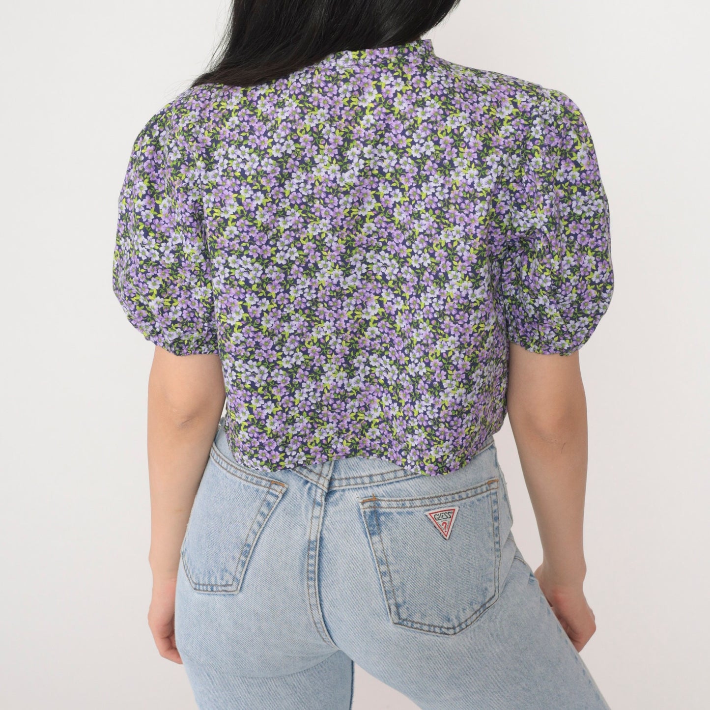 90s Purple Floral Crop Top Puff Sleeve Button-Up Blouse Tie Neck Small