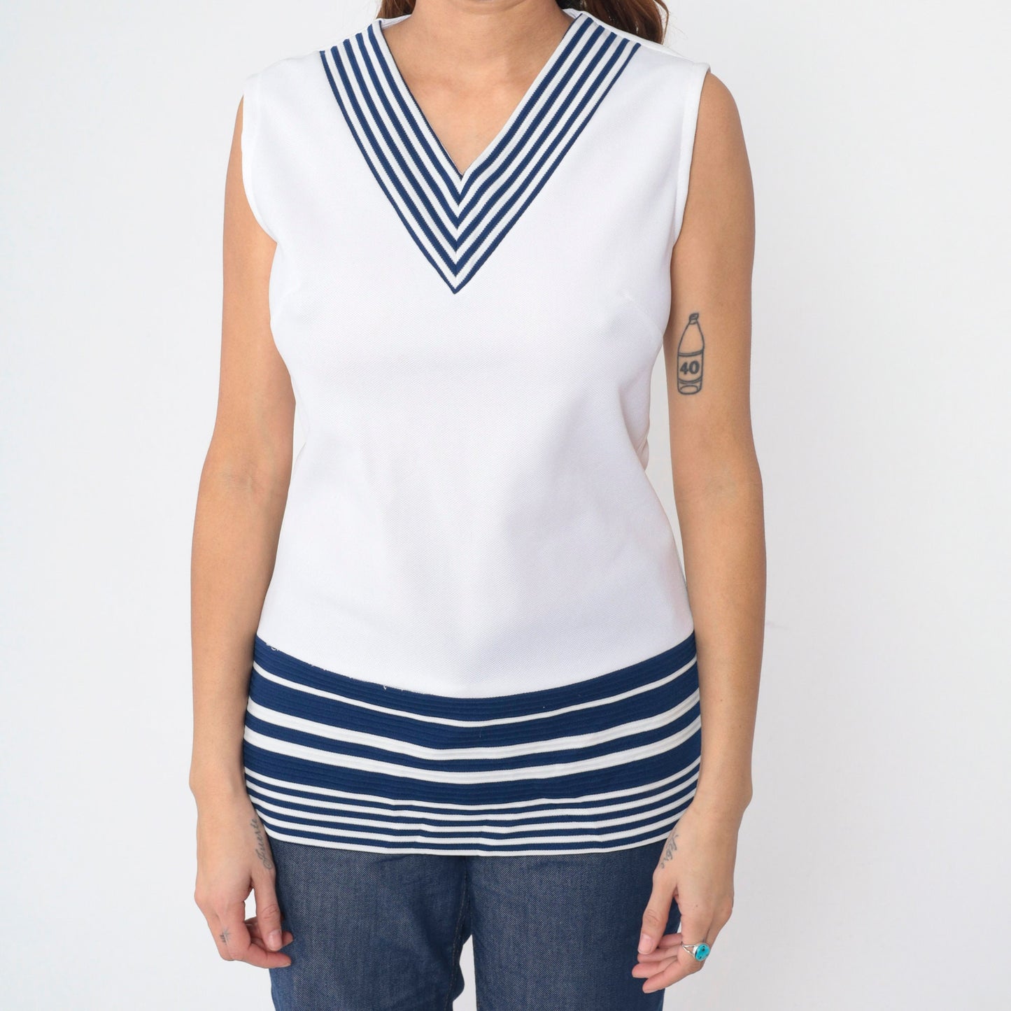 70s Nautical Striped V-Neck Tank Top White Blue Chevron Sleeveless Small