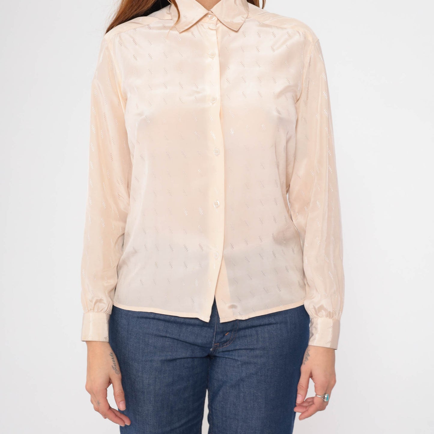 80s Cream Embossed Geometric Button-Up Blouse Long Sleeve Collared Shirt Small