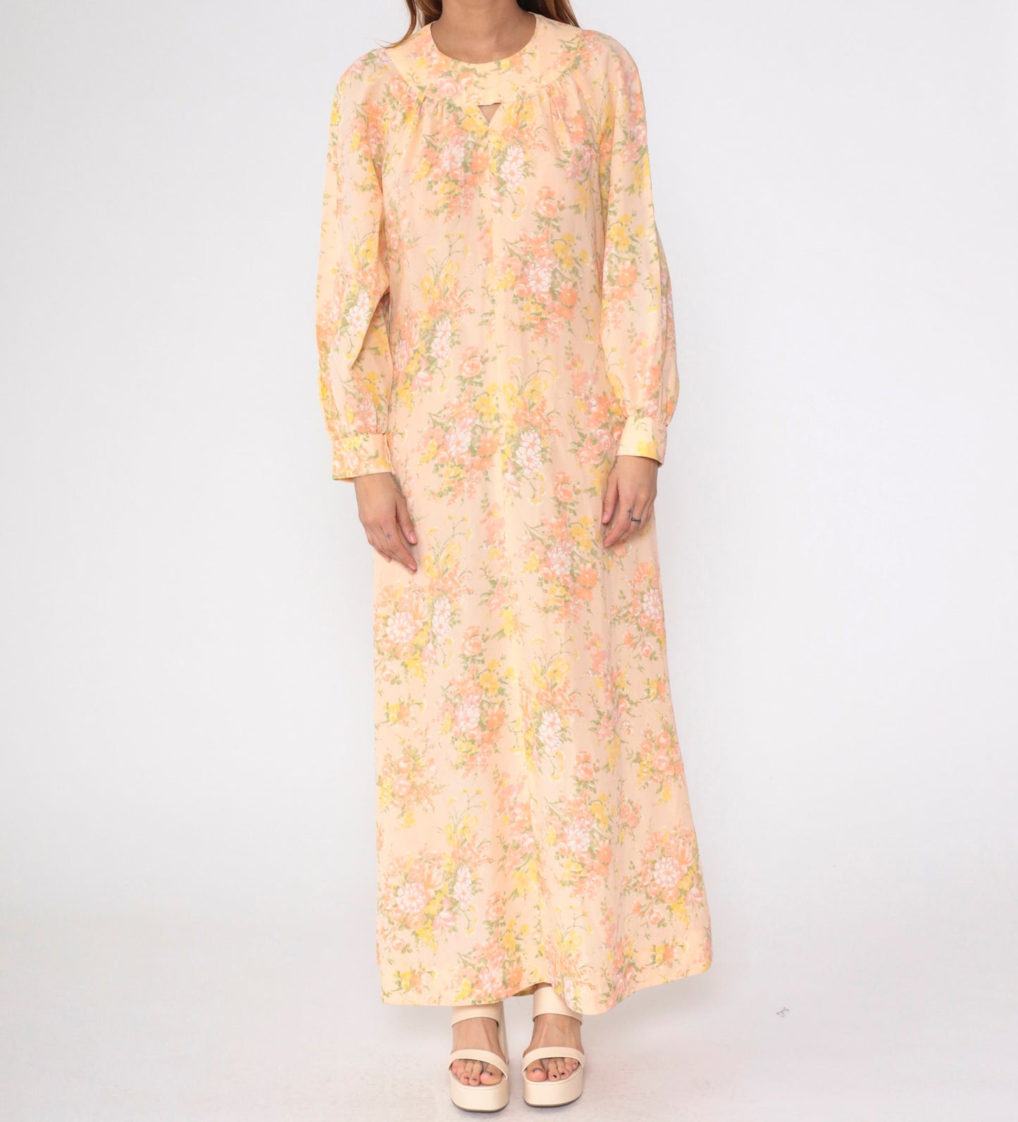 70s Peach Floral Maxi Dress Keyhole Neck Long Sleeve Medium