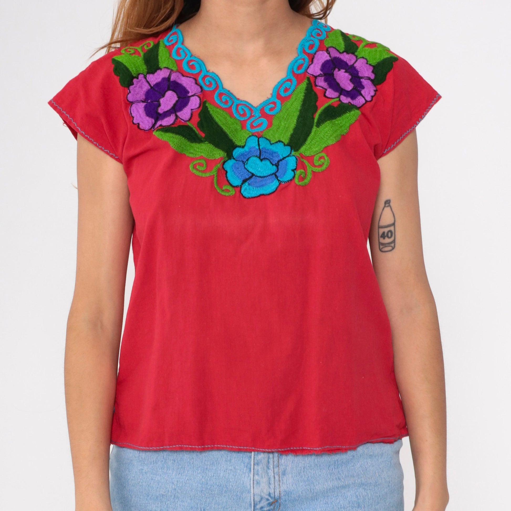 90s Mexican Embroidered Floral Blouse Red V-Neck Short Sleeve Small Medium