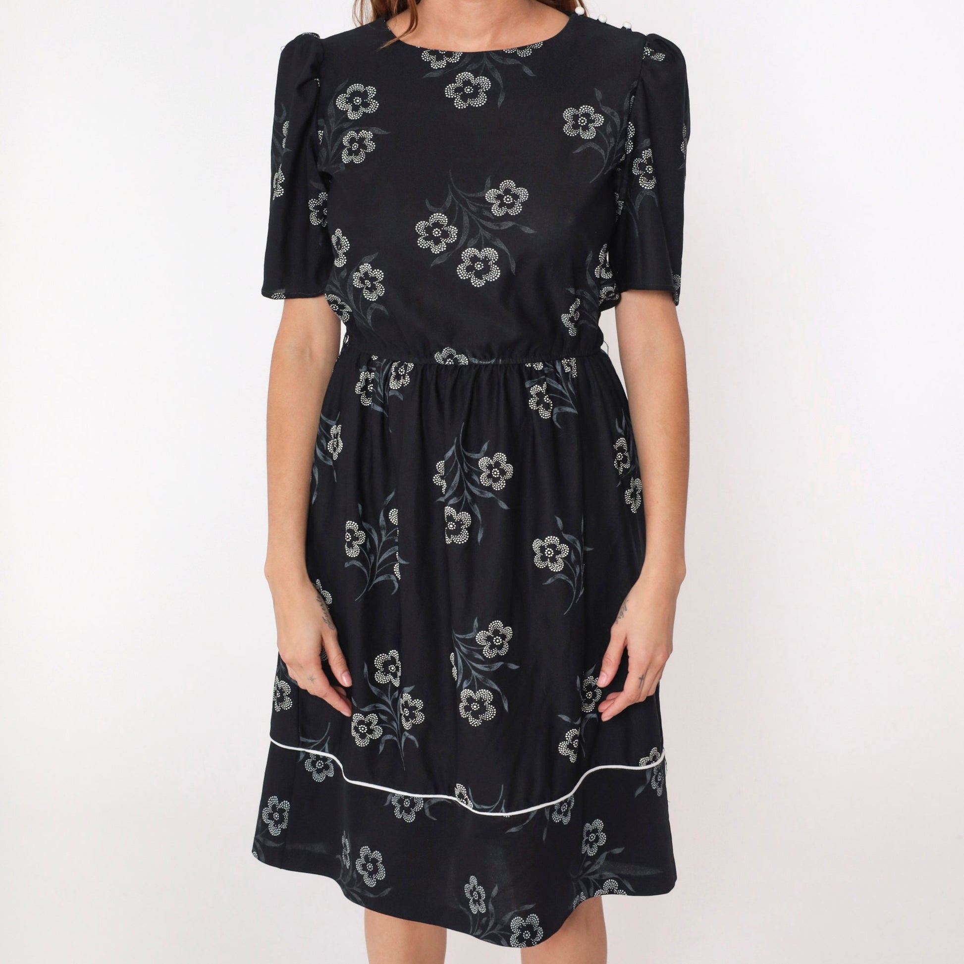 80s Black Floral Midi Dress Puff Sleeve High Waist Button Shoulder Medium