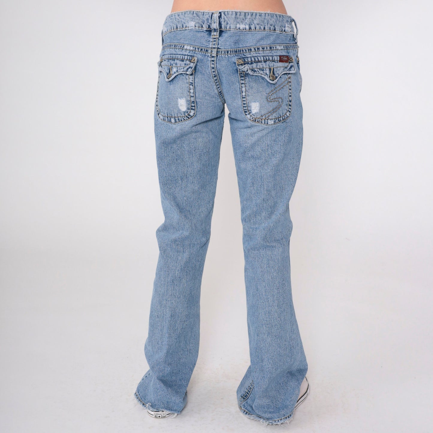 Y2K Silver Jeans Low Rise Flared Distressed Blue Denim Knee Rip Medium 29