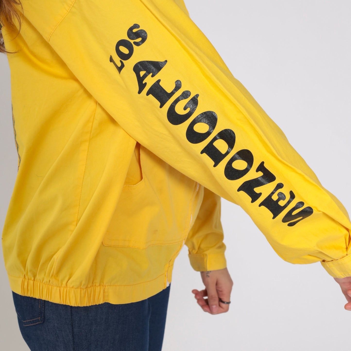 90s Yellow Windbreaker Jacket Iguana Rana Los Algodones Mexico Graphic Hoodie Small