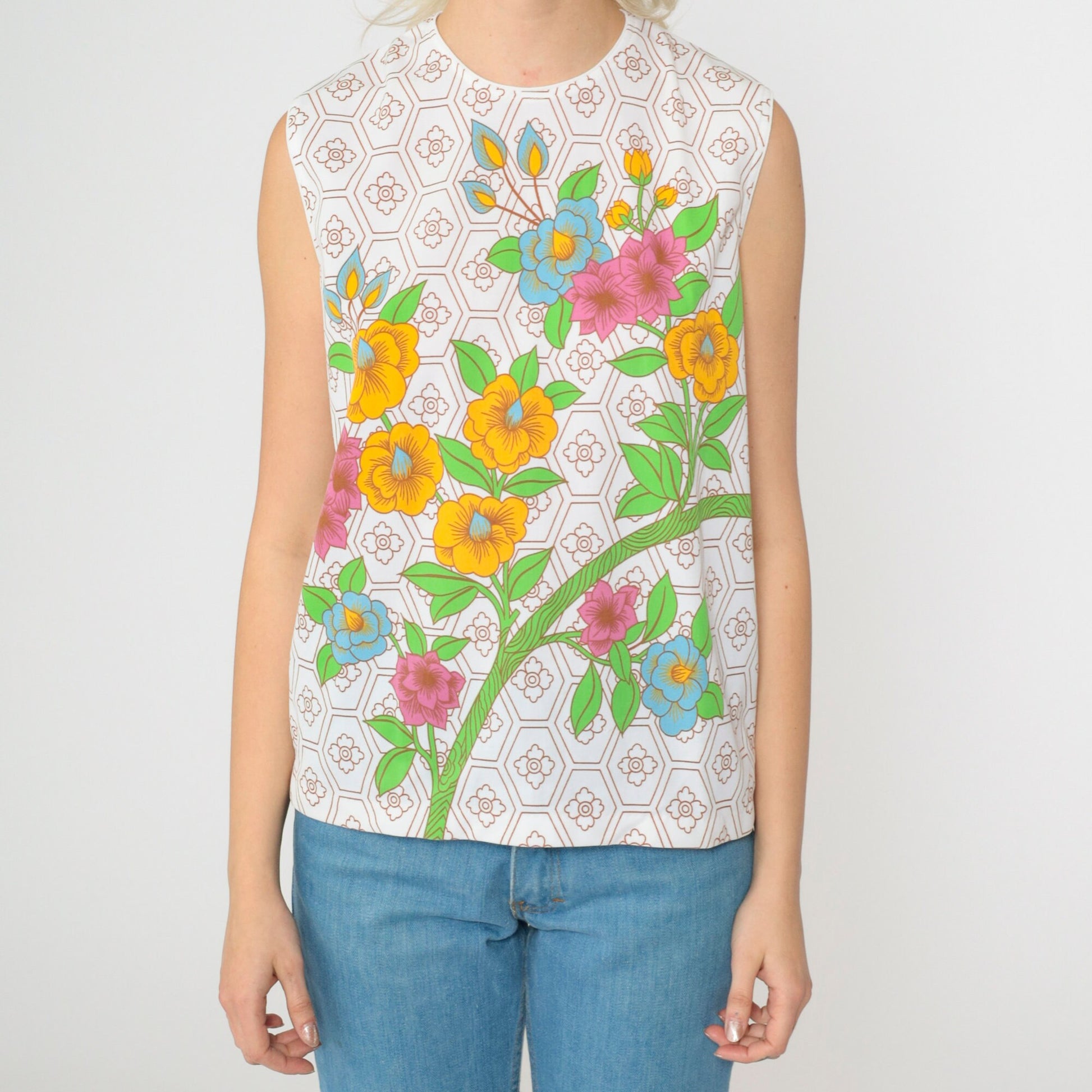 70s White Floral Tank Top Geometric Flower Print Sleeveless Blouse Medium