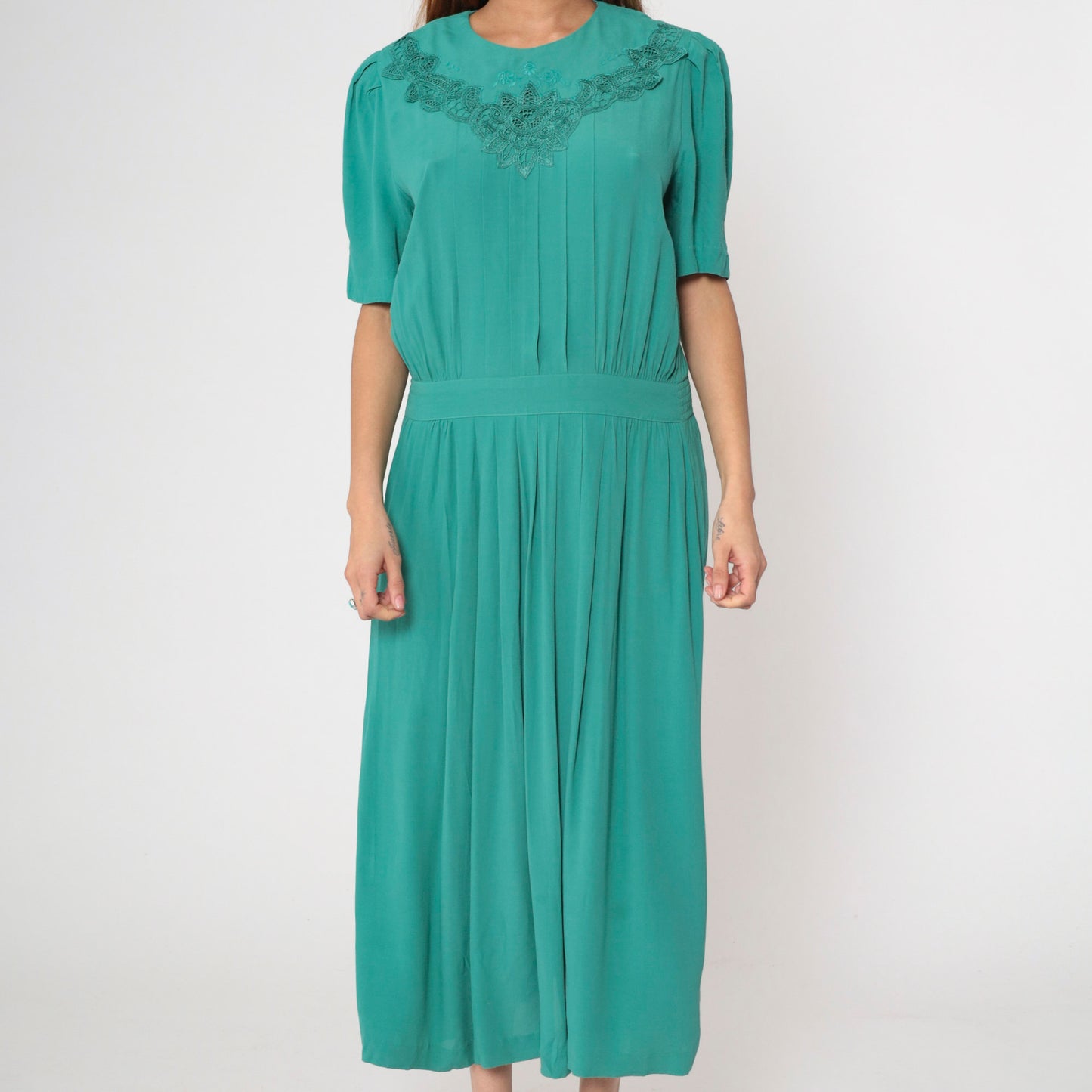 80s Karin Stevens Green Midi Dress Embroidered Lace Puff Sleeve Button Back Medium