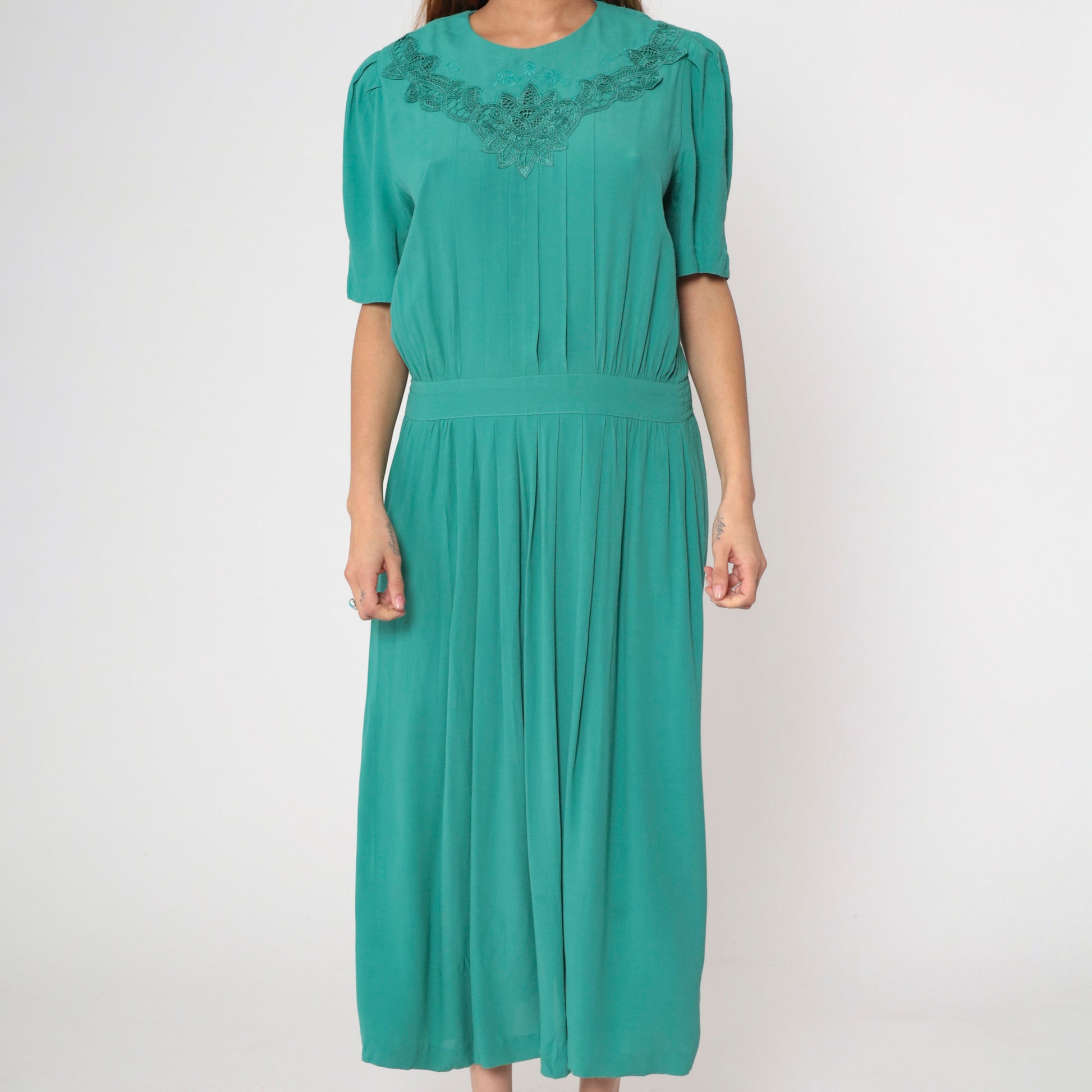 80s Karin Stevens Green Midi Dress Embroidered Lace Puff Sleeve Button Back Medium