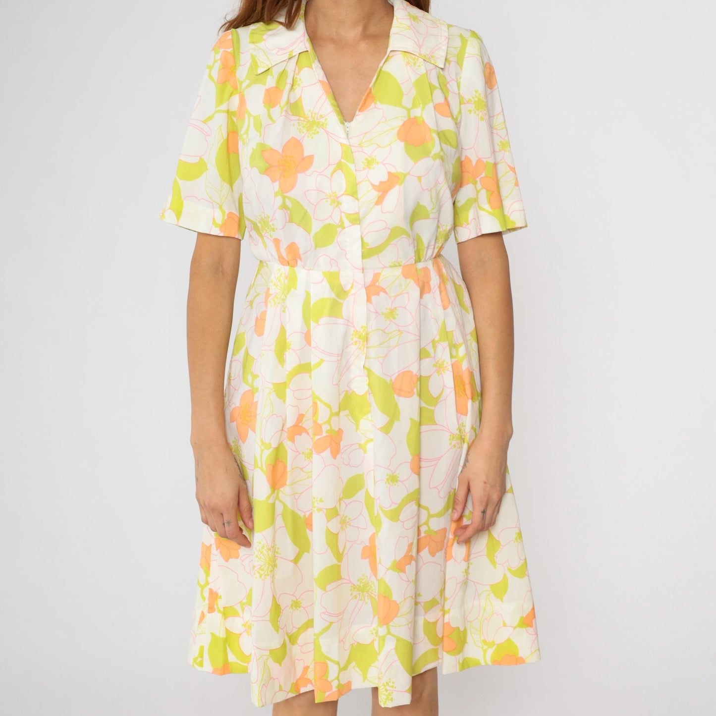 60s White Floral Day Dress High Waisted Front Zipper Pleated Knee Length Medium