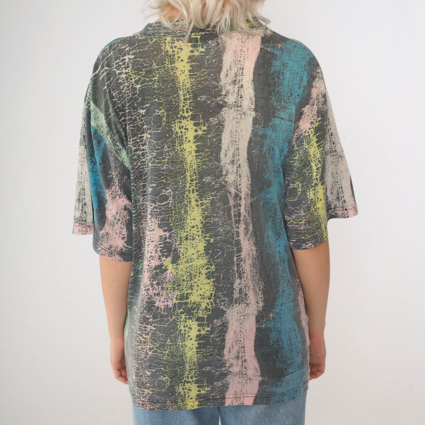 90s Lightning Bolt Abstract Crackle Stripe T-Shirt Pastel Crew Neck Medium