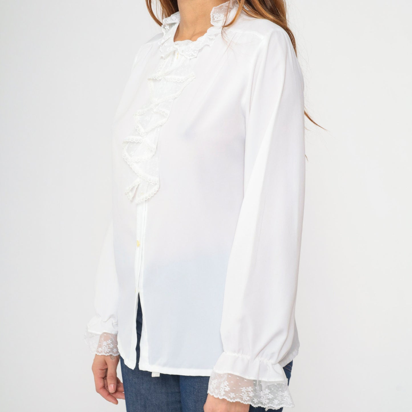 70s White Lace Jabot Blouse Long Sleeve Button Up Ruffle Neckline Medium
