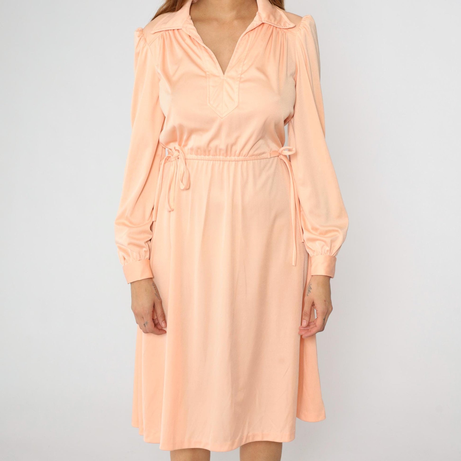 70s Peach Midi Dress Puff Sleeve Collared V-Neck High Waist Tie Side Medium