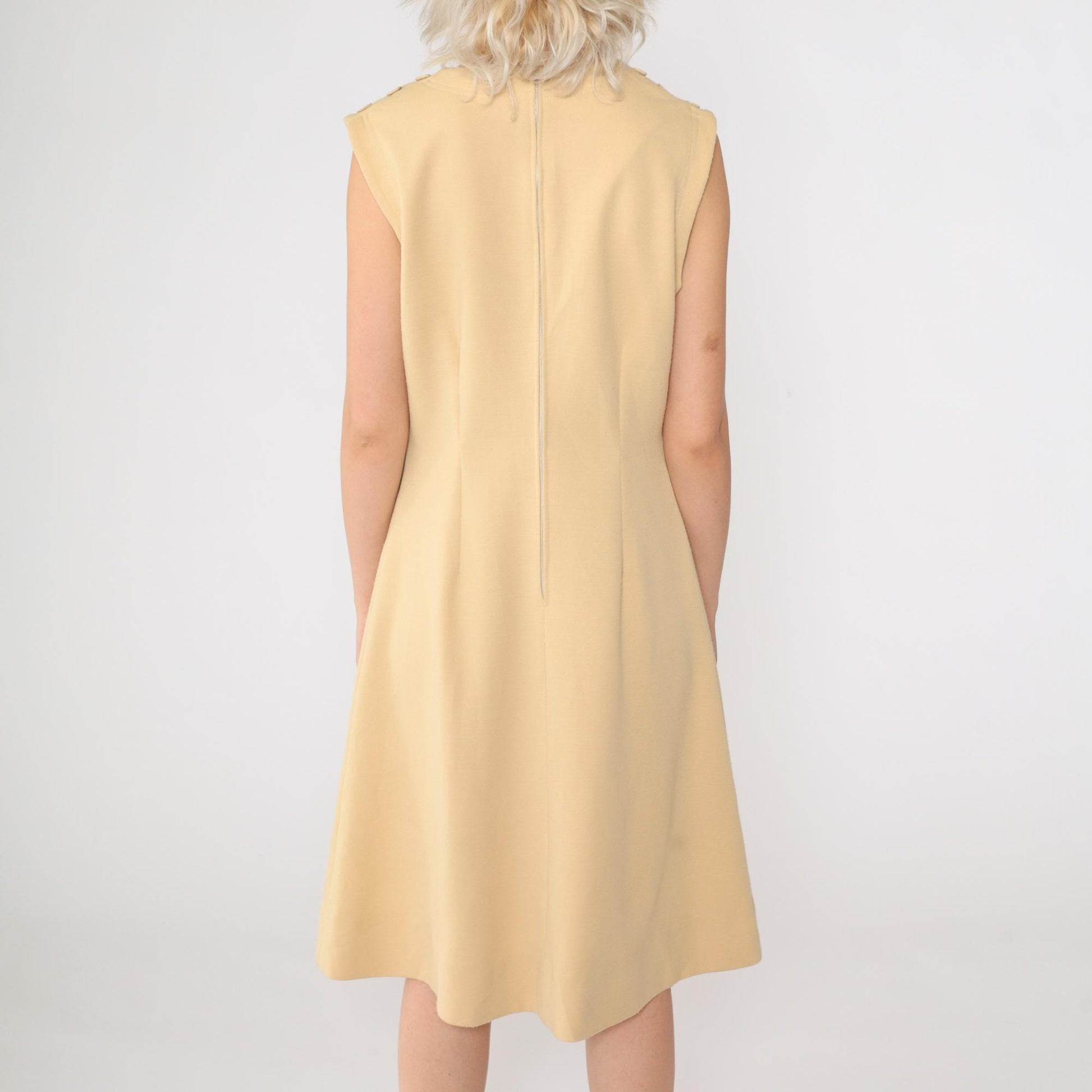 60s Mod Beige Shift Mini Dress Sleeveless Knit Button Shoulder Medium