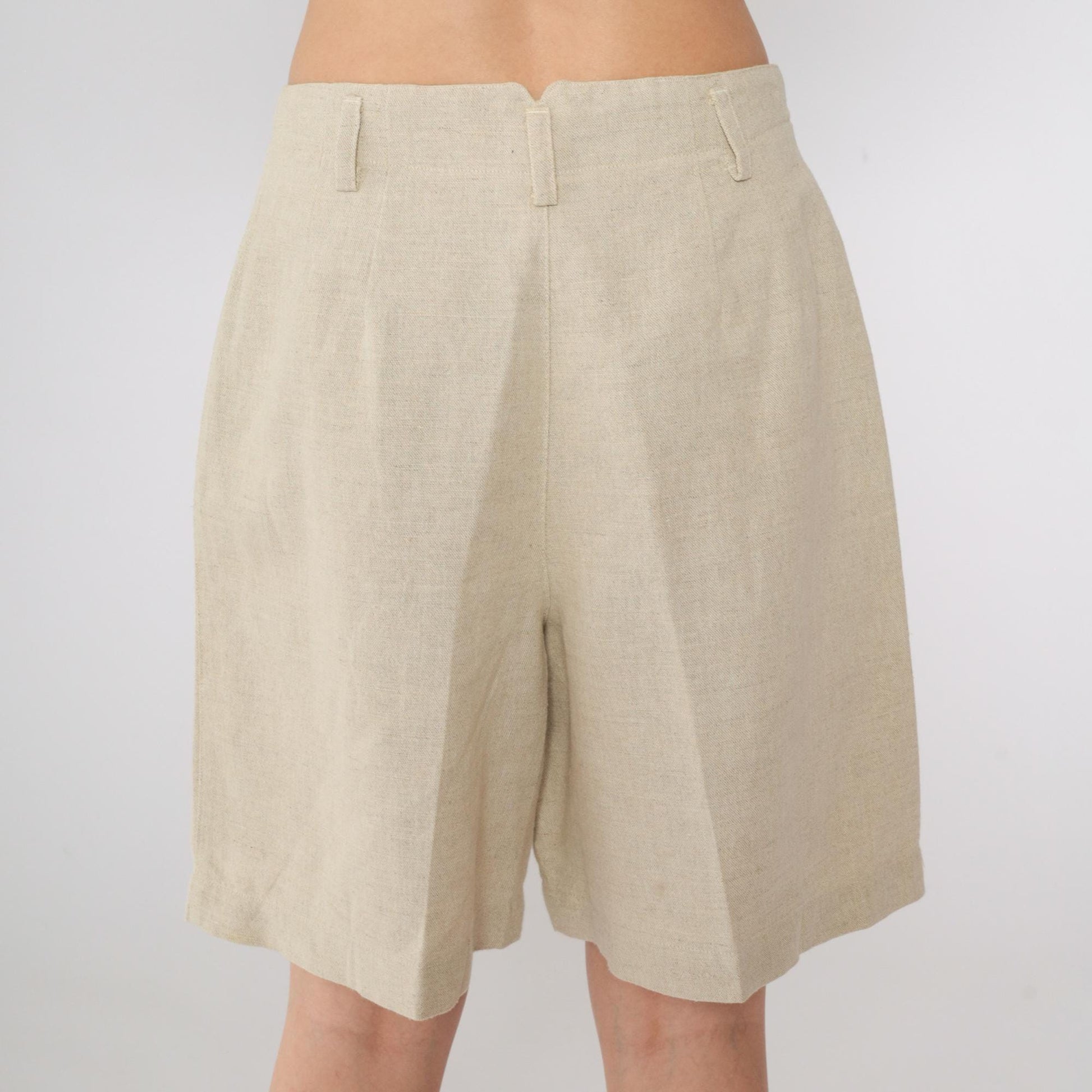 90s Liz Claiborne Pleated Shorts Beige Linen High Waist Medium
