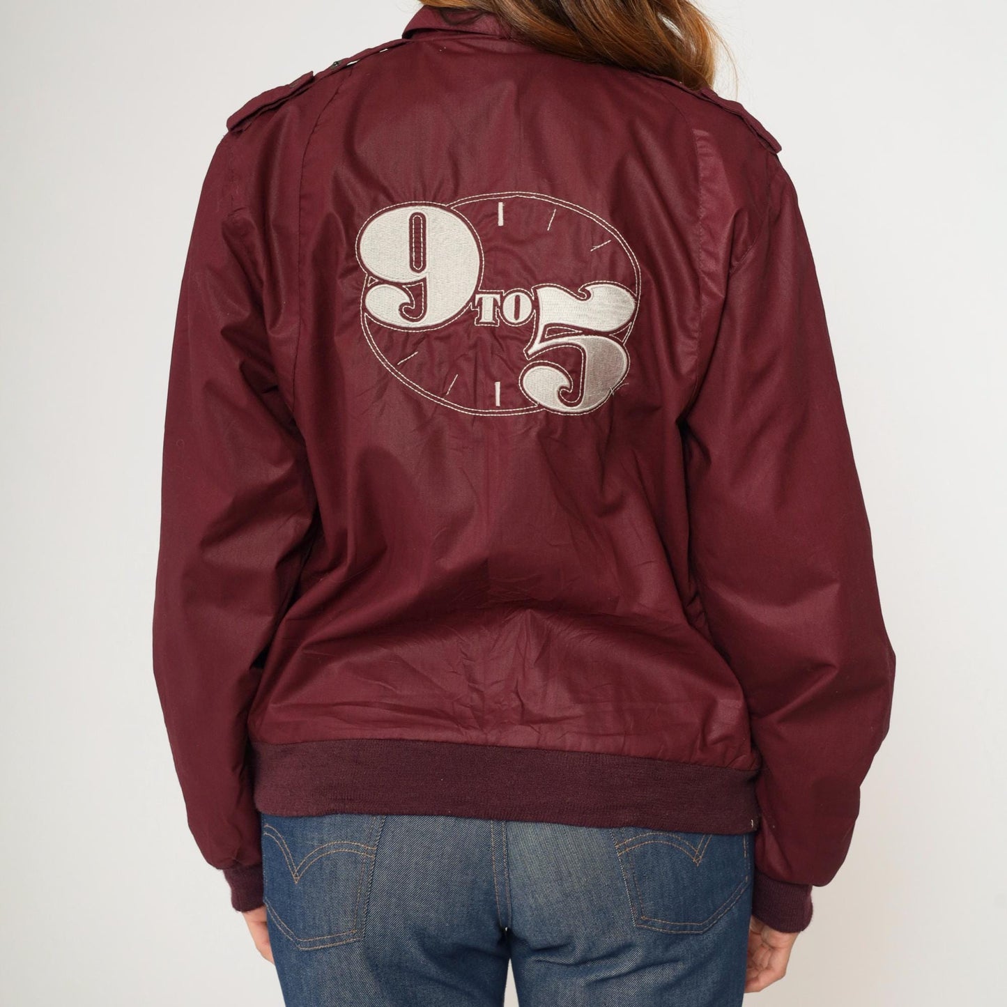 80s Burgundy Windbreaker Jacket 9 to 5 Clock Graphic Epaulette Zip-Up Small
