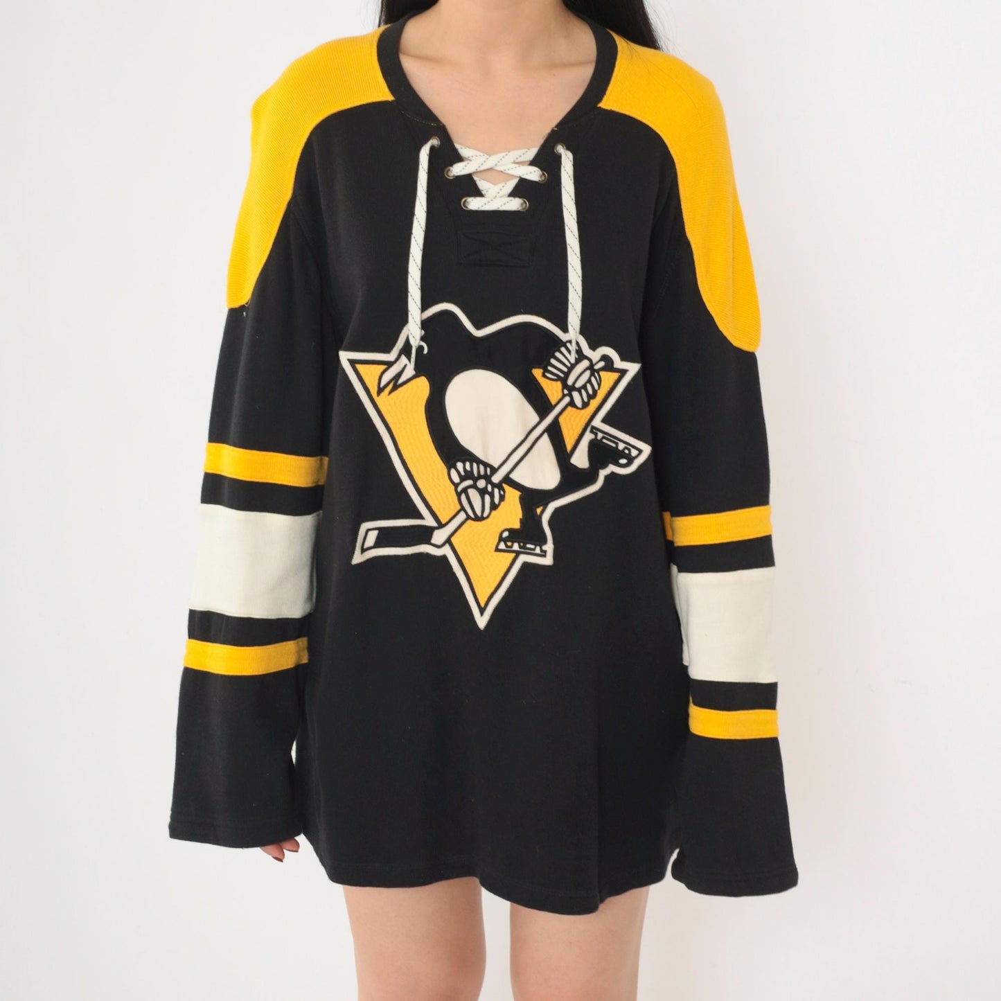 CCM Pittsburgh Penguins Hockey Jersey Black Yellow Lace-Up Medium