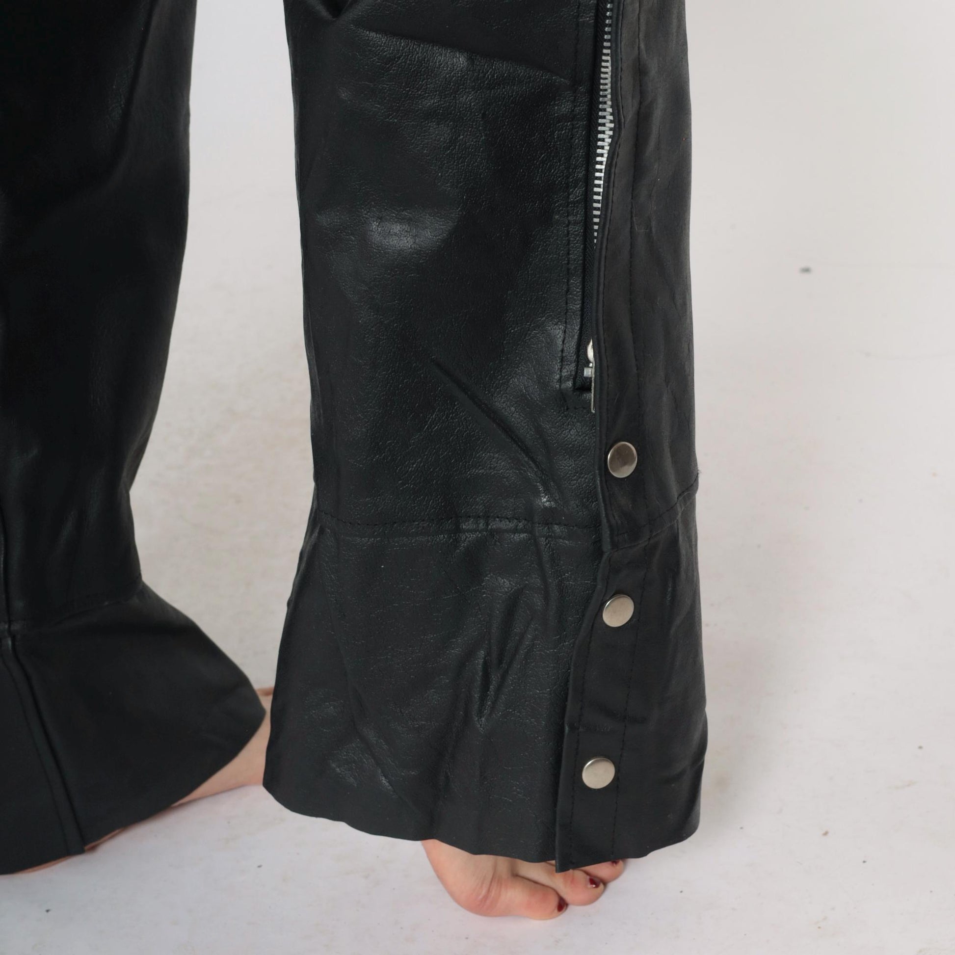 90s Black Leather Assless Chaps Motorcycle Buckle Zippers Small S