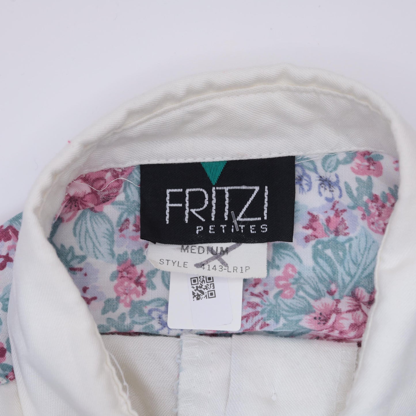 90s Fritzi Petites White Floral Button-Up Blouse Short Sleeve Medium