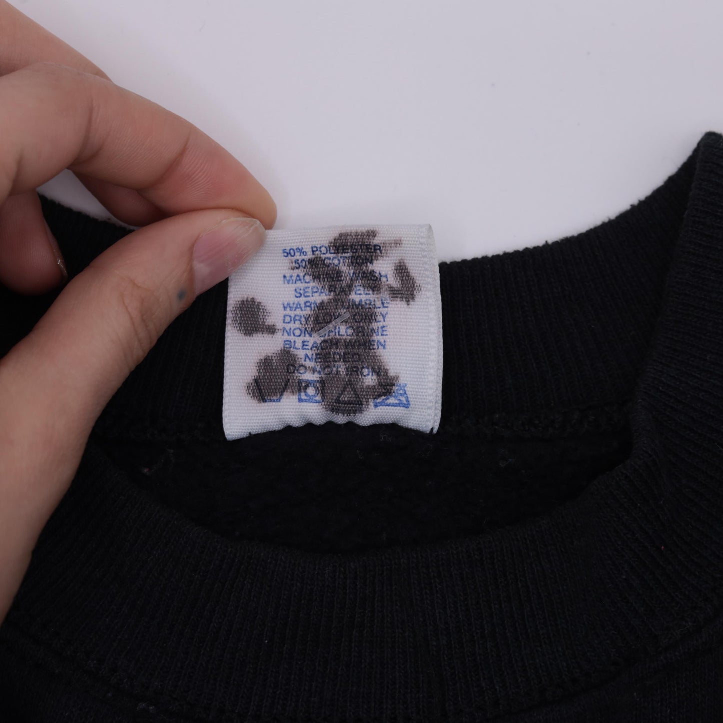 90s Black Sweatshirt Cutout Metallic Trim Raglan Crewneck Large